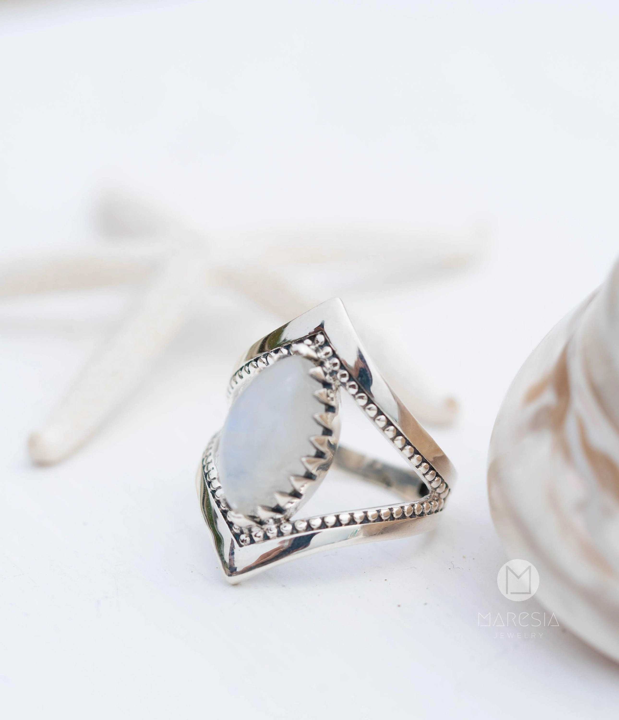 Moonstone Ring~ Sterling Silver 925 ~ MR250