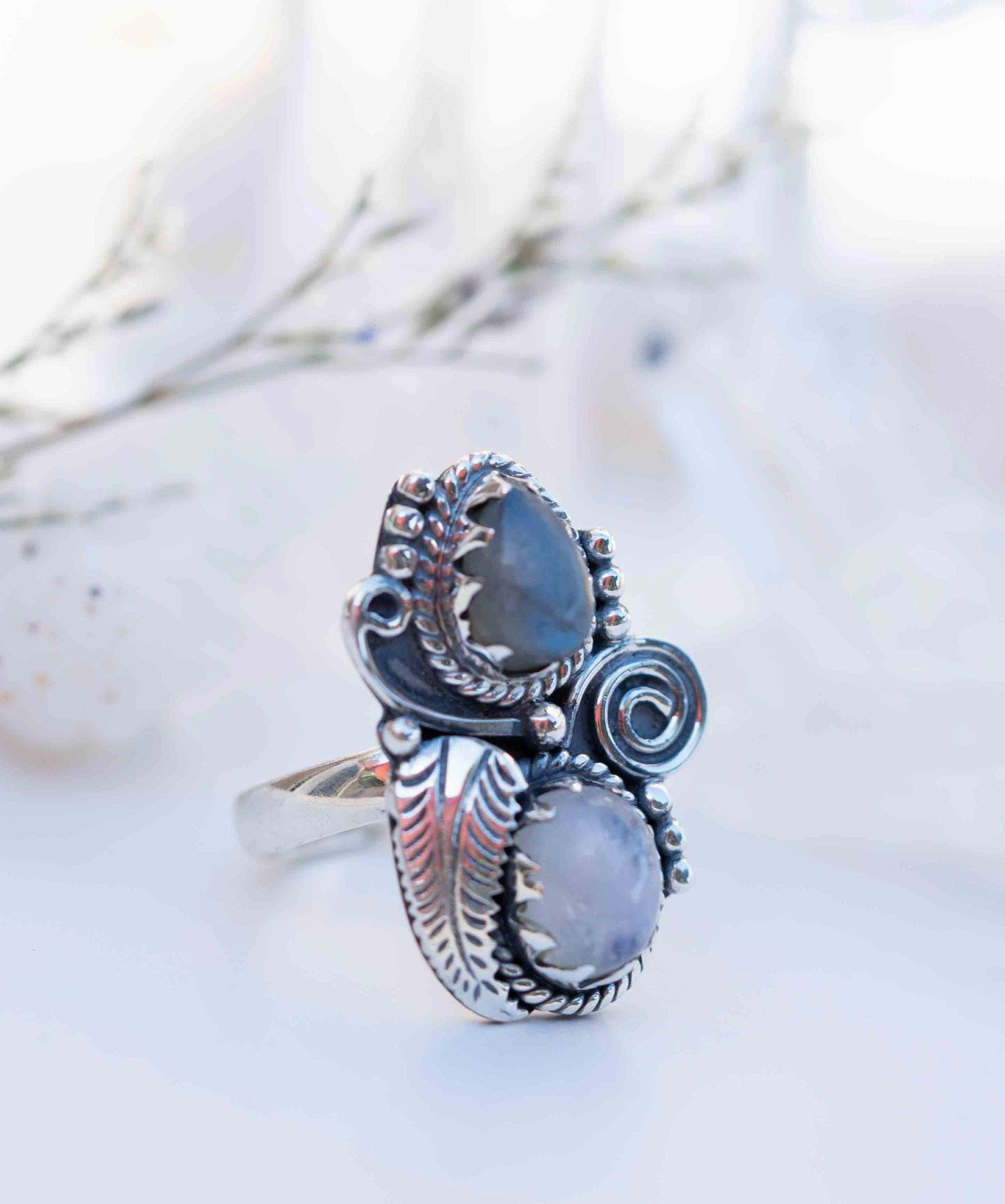 Nanda Ring ~Rainbow Labradorite and Moonstone ~ Sterling Silver 925 ~ MR287