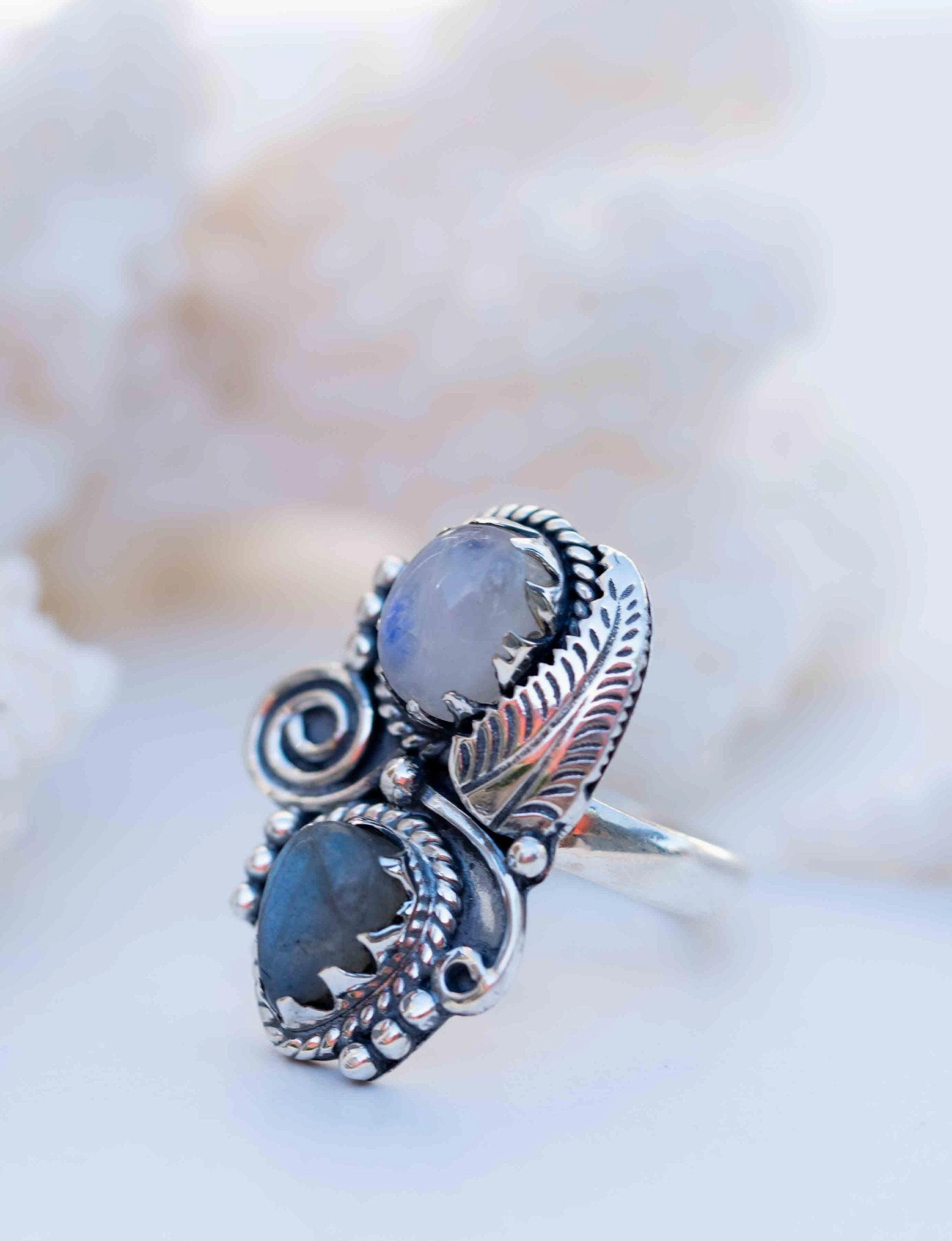 Nanda Ring ~Rainbow Labradorite and Moonstone ~ Sterling Silver 925 ~ MR287