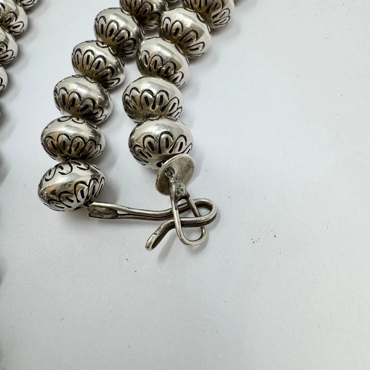 Navajo 24: Graduated Bead Necklace