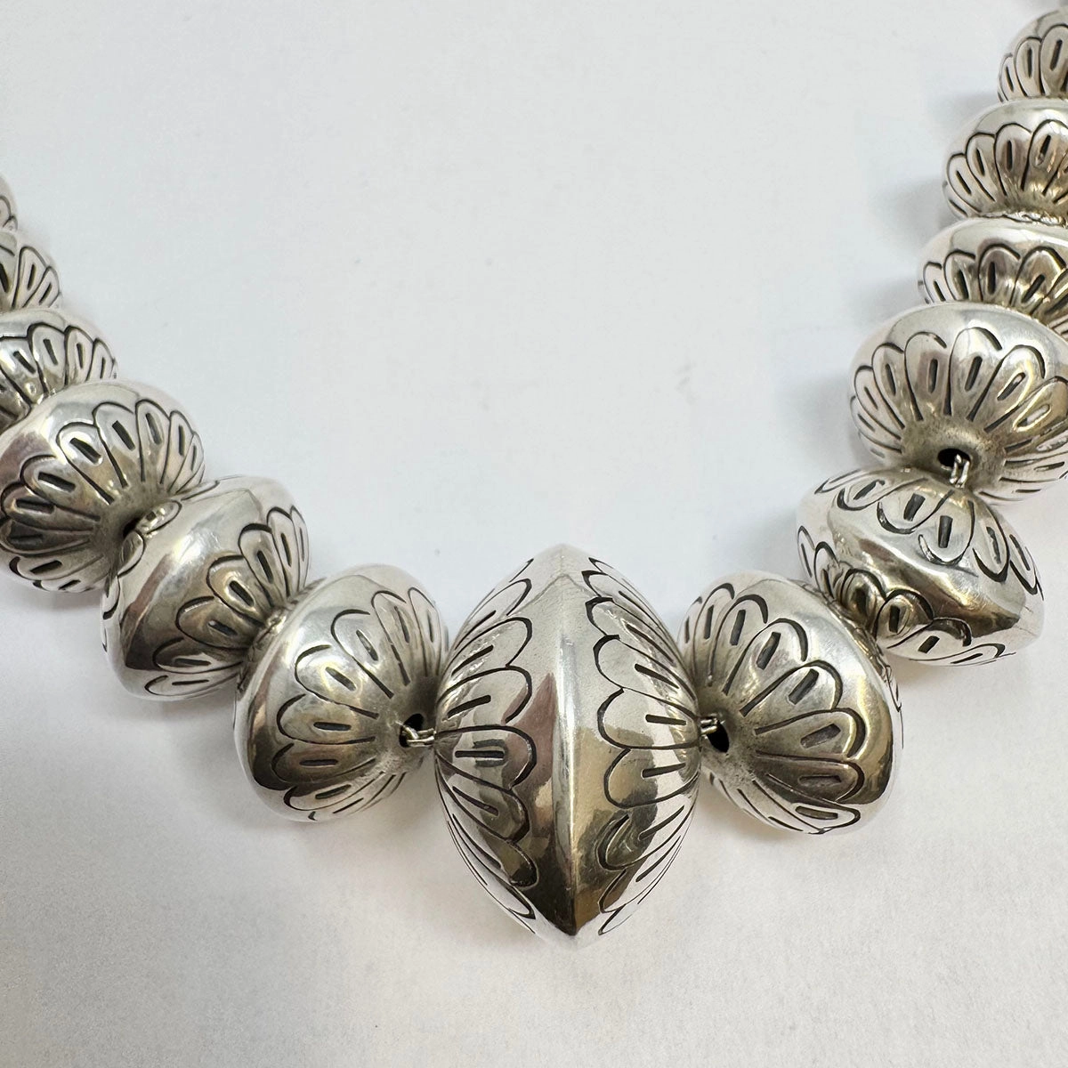 Navajo 24: Graduated Bead Necklace