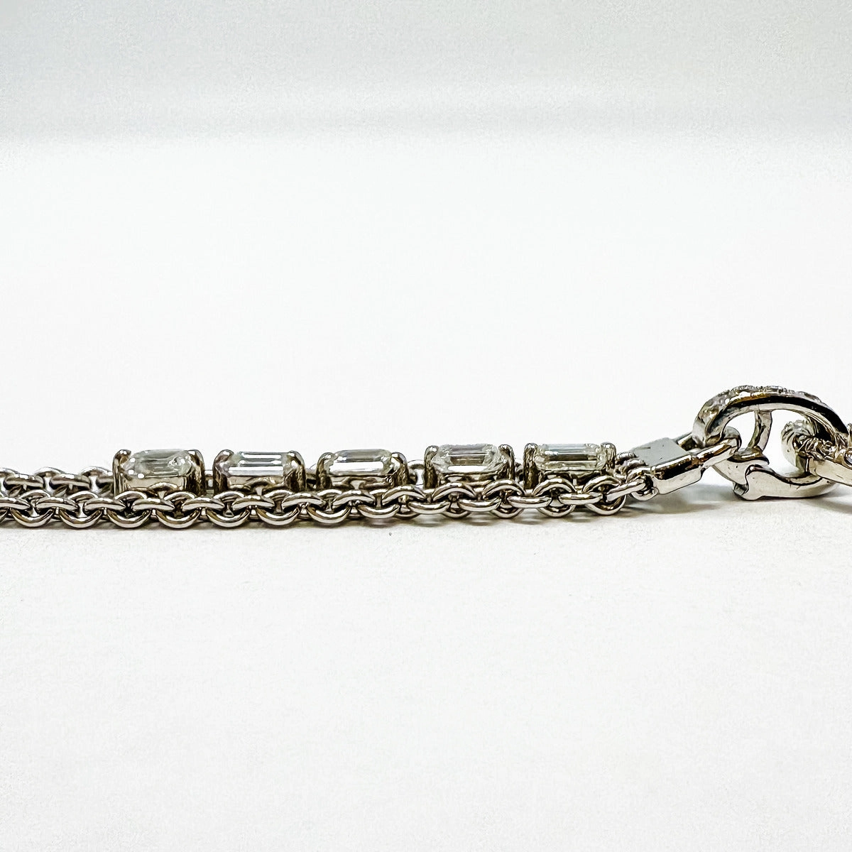 Norman Covan 18K White Gold Diamond Pendant Necklace