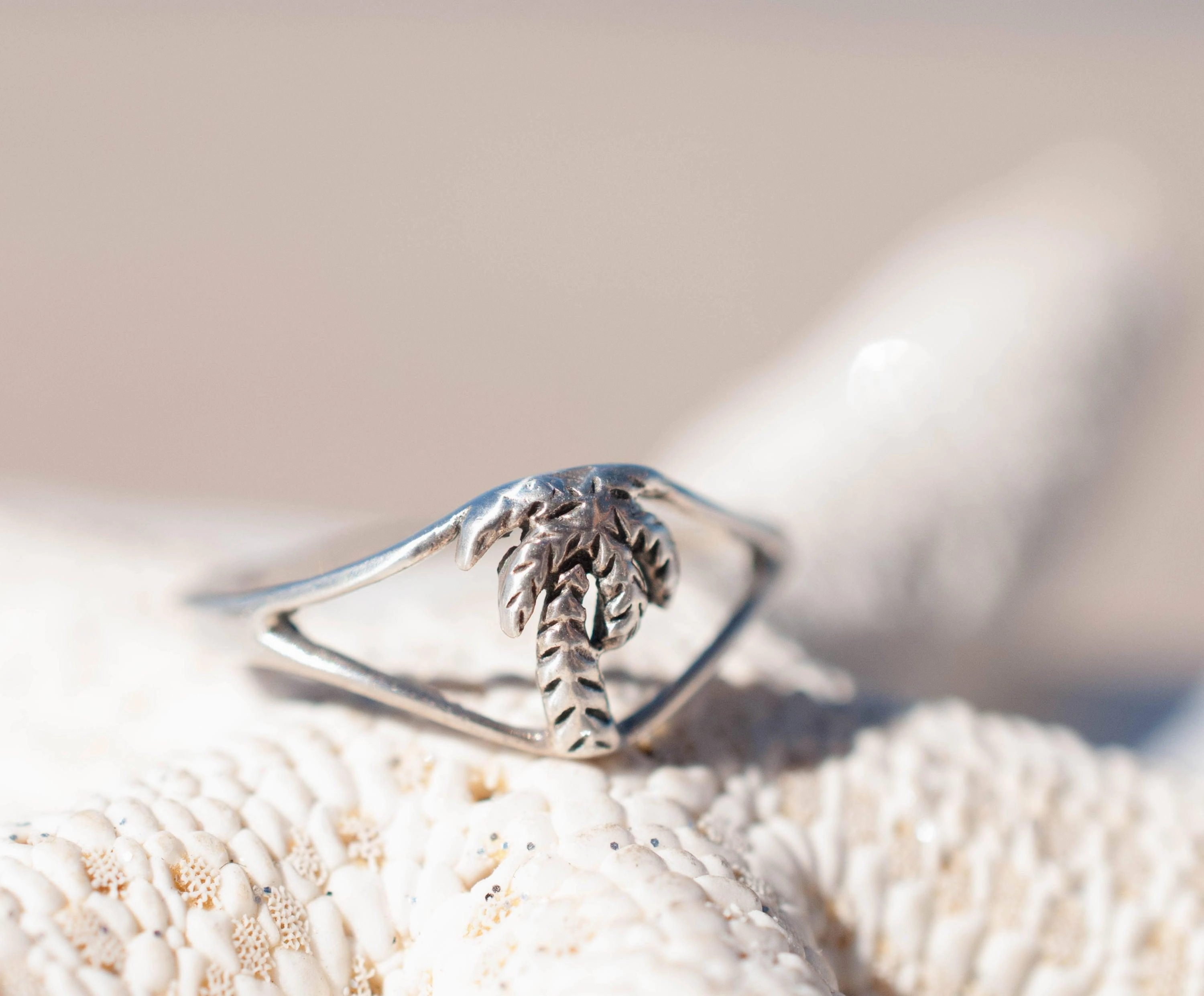 Palm Tree Ring ~ Sterling Silver 925 ~ MR244