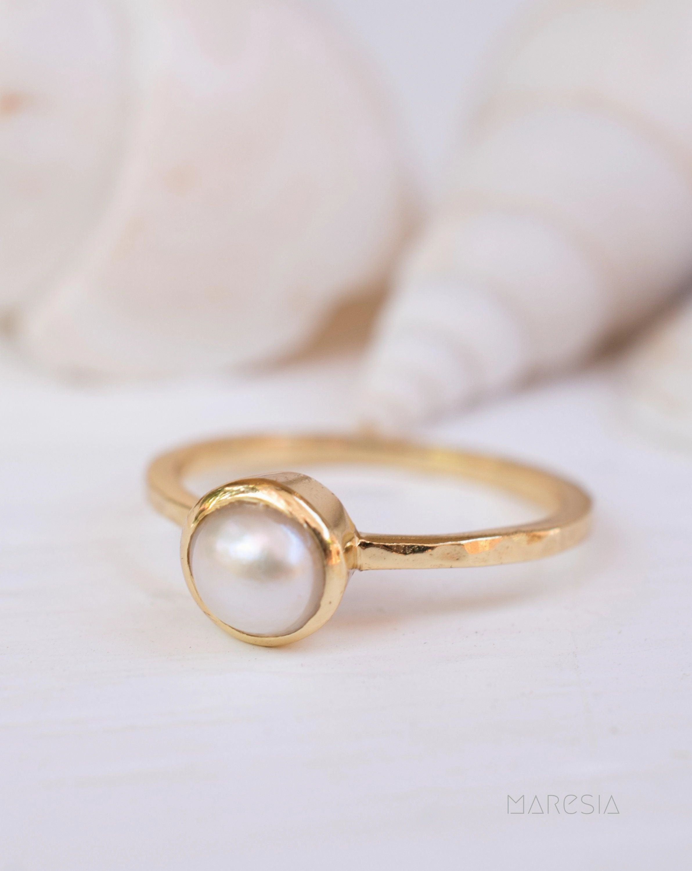 Pearl Gold Ring ~ 18k Gold Plated ~ MR210