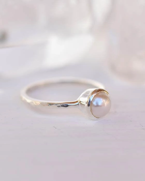 Pearl Ring ~  Sterling Silver 925 ~ MR242
