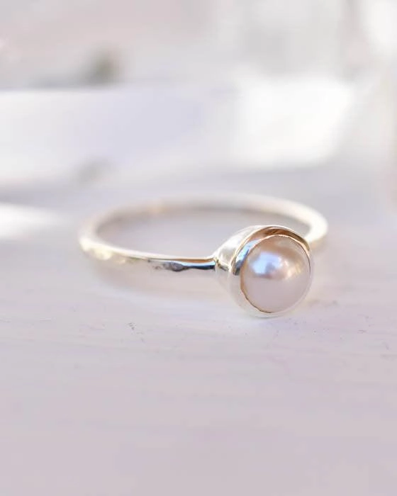 Pearl Ring ~  Sterling Silver 925 ~ MR242
