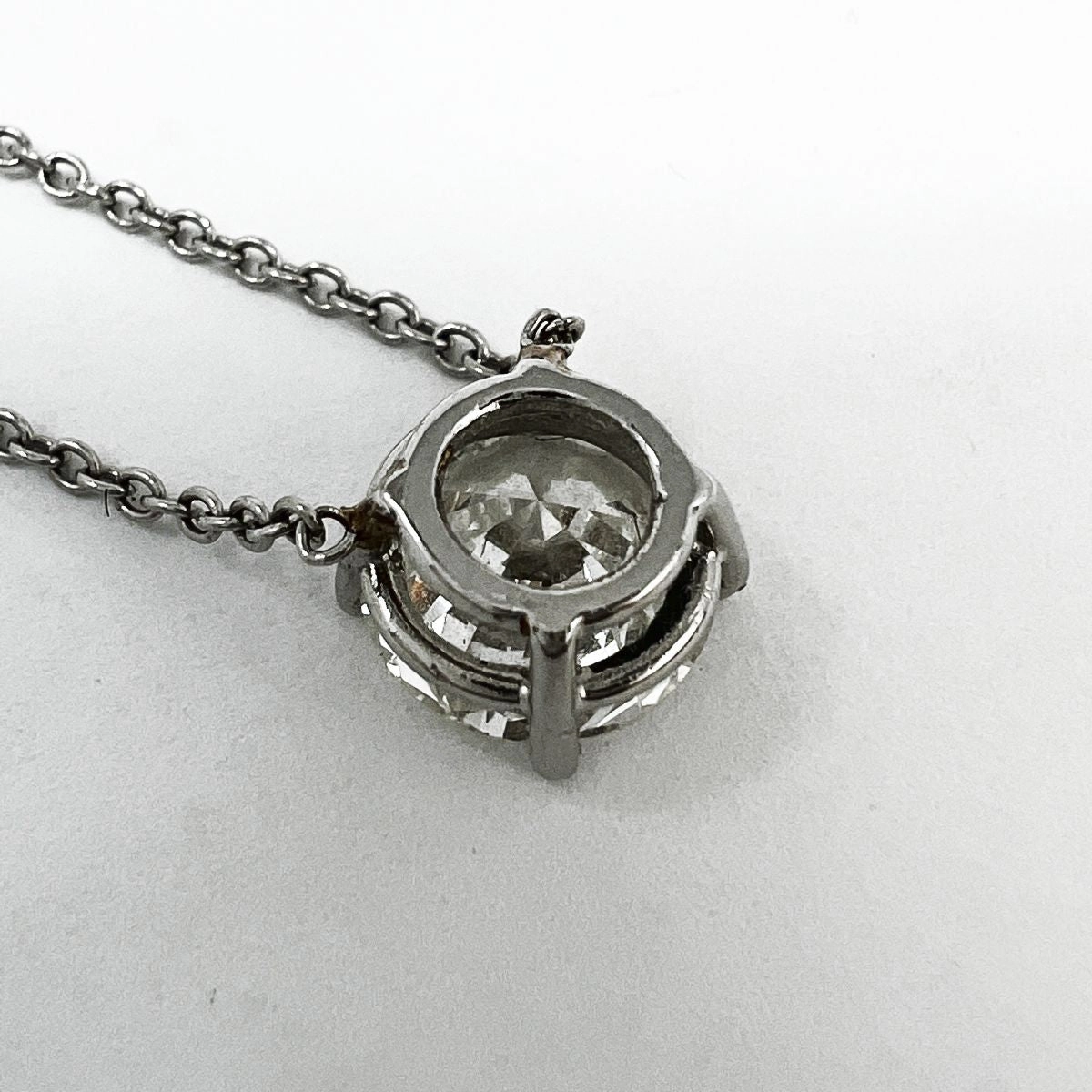 Platinum Diamond Pendant Necklace