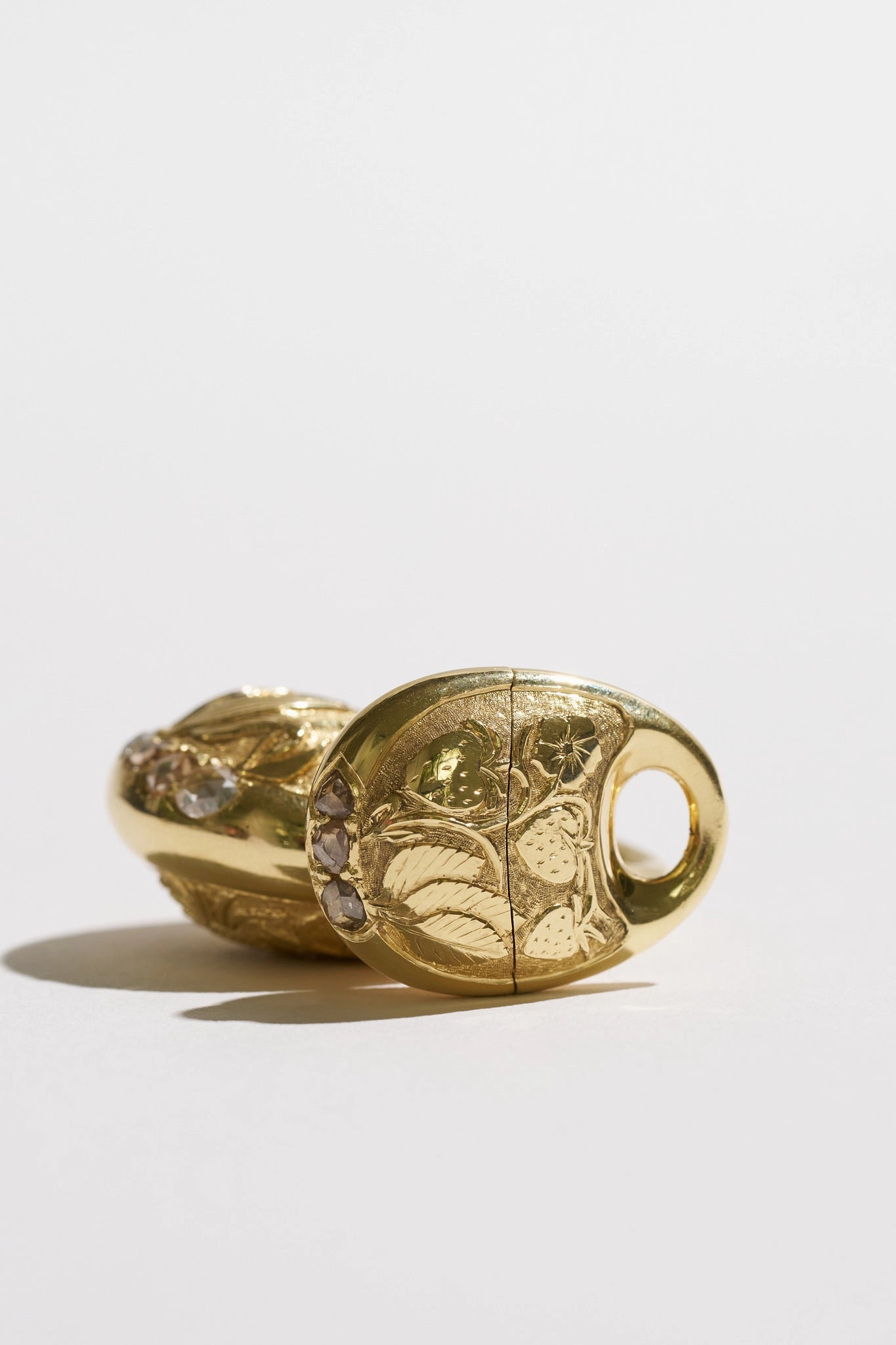 Podling Pendant, Yellow Gold
