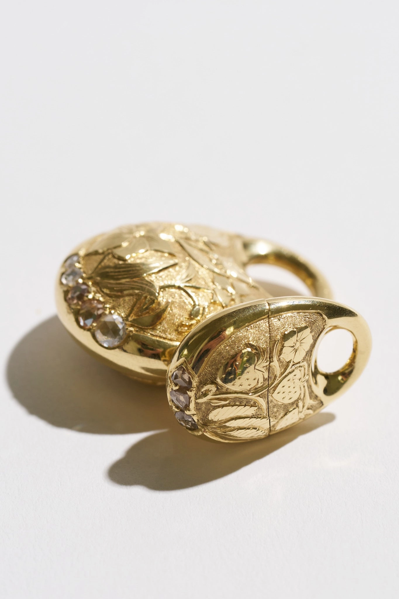Podling Pendant, Yellow Gold