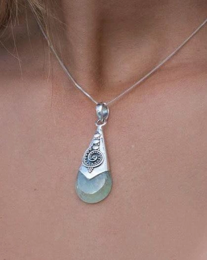Prehnite Pendant ~ Sterling Silver 925 SMP041