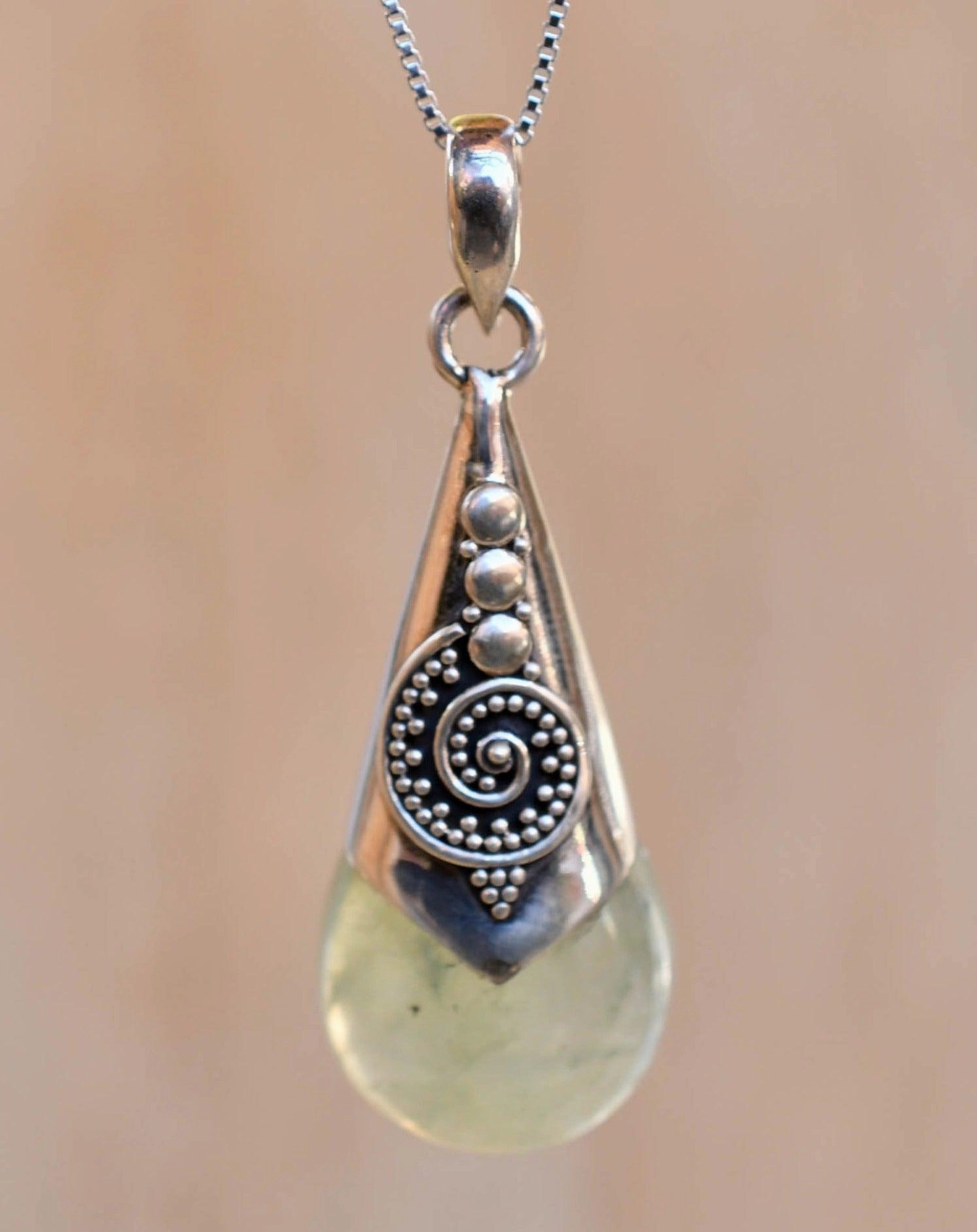 Prehnite Pendant ~ Sterling Silver 925 SMP041