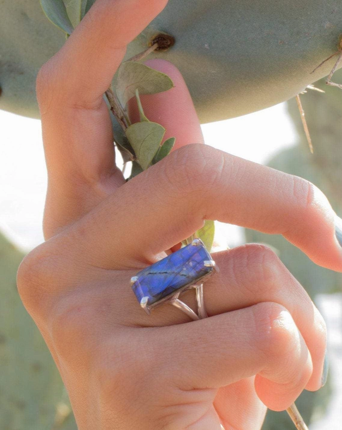 Rainbow Labradorite Rectangular Ring ~Sterling Silver 925 ~ MR277
