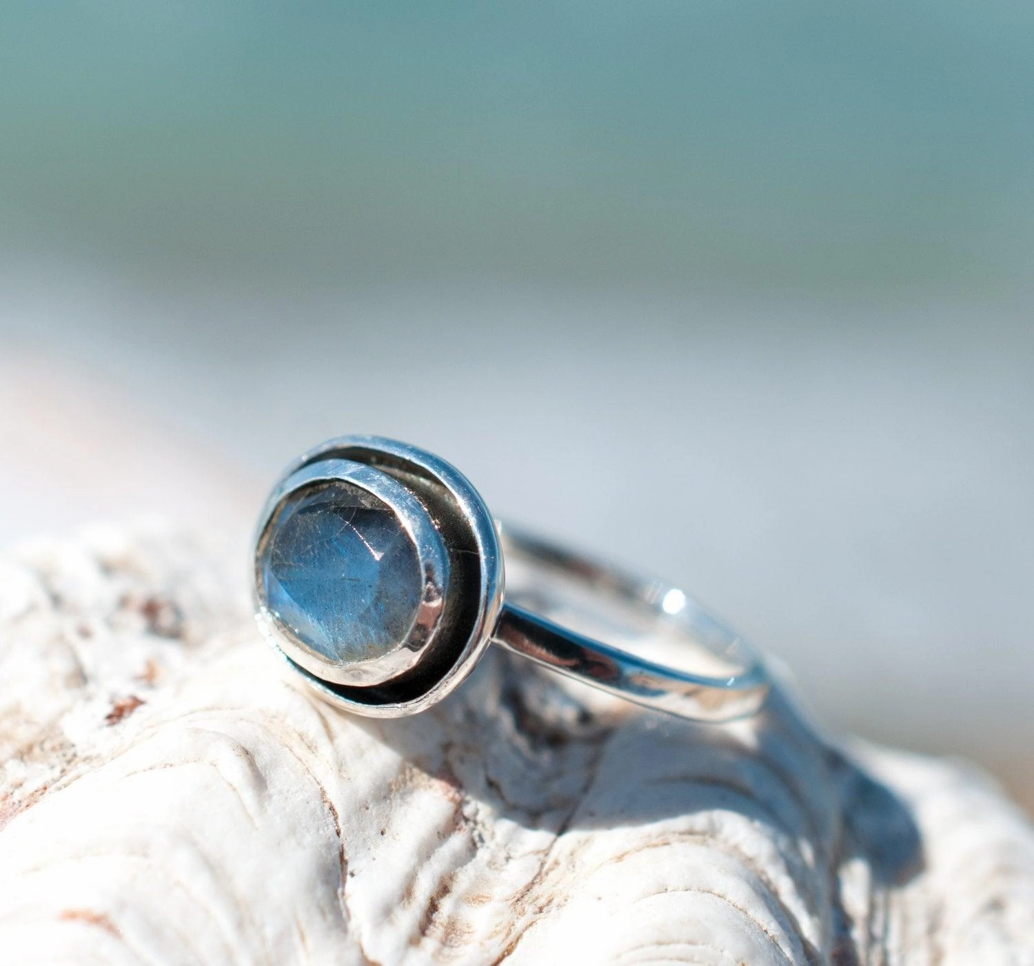Rainbow Labradorite Ring ~ Sterling Silver 925 ~ MR090