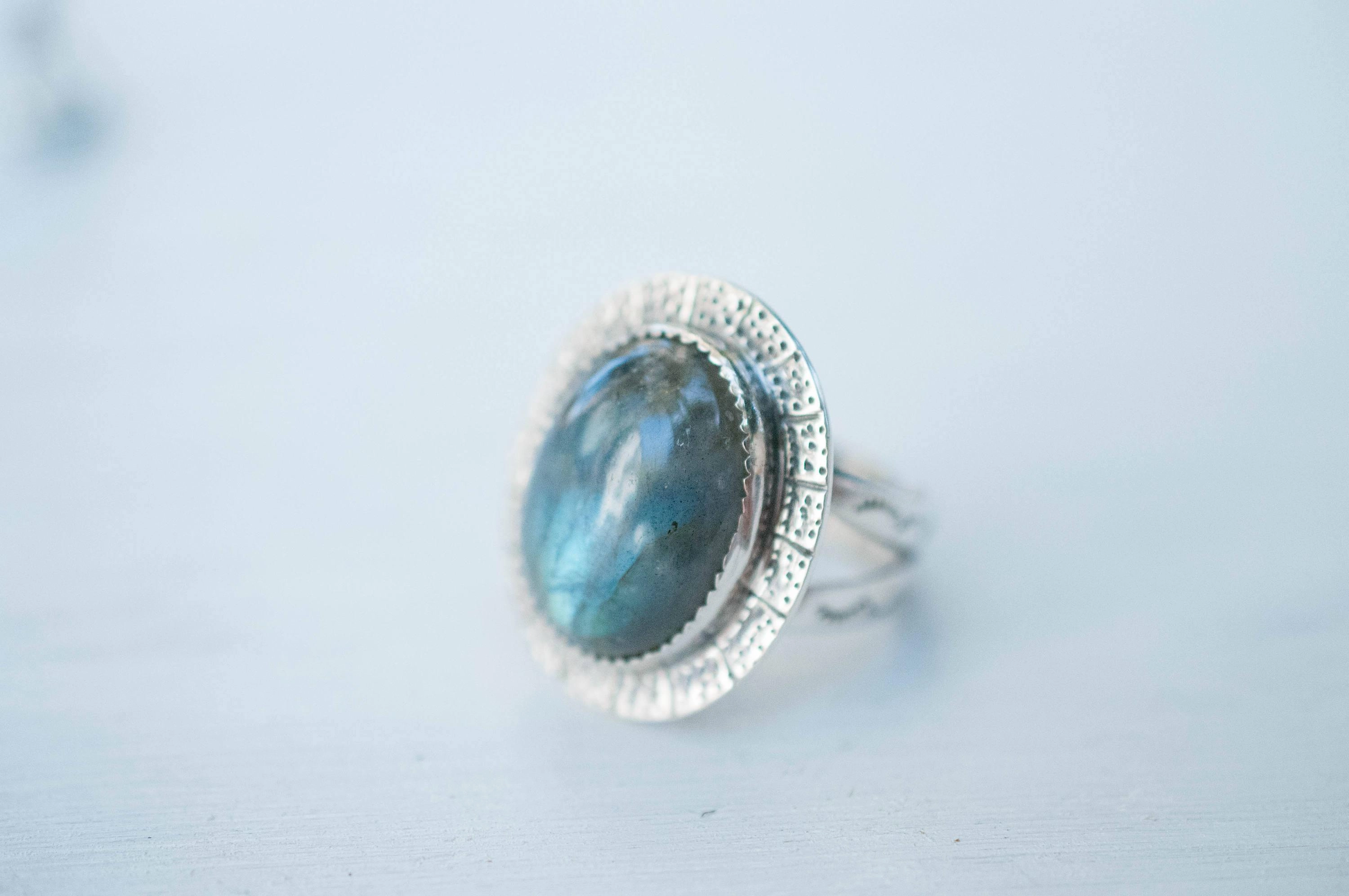 Rainbow Labradorite Ring  ~ Sterling Silver 925 ~MR059