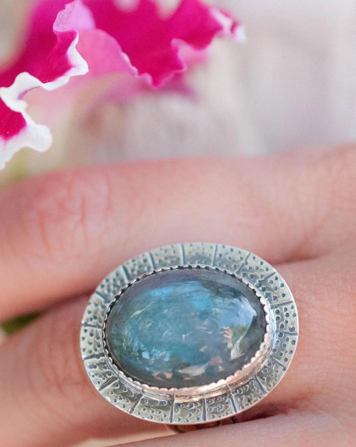 Rainbow Labradorite Ring  ~ Sterling Silver 925 ~MR059