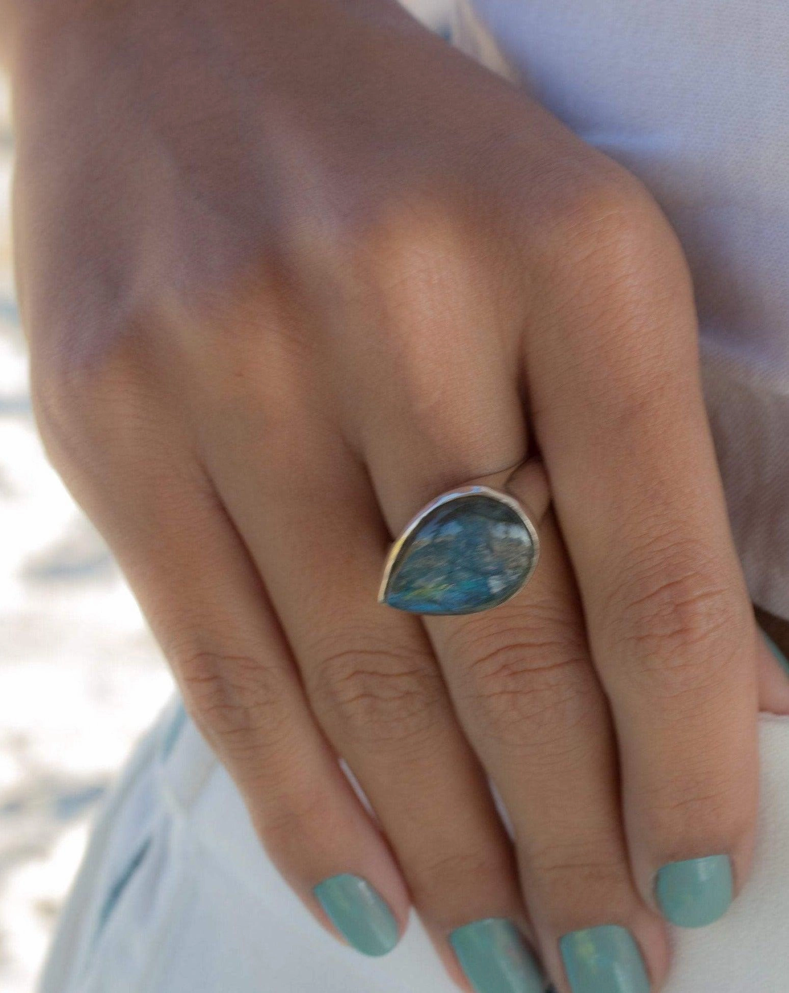 Rainbow Labradorite Ring ~ Sterling Silver 925 ~MR274