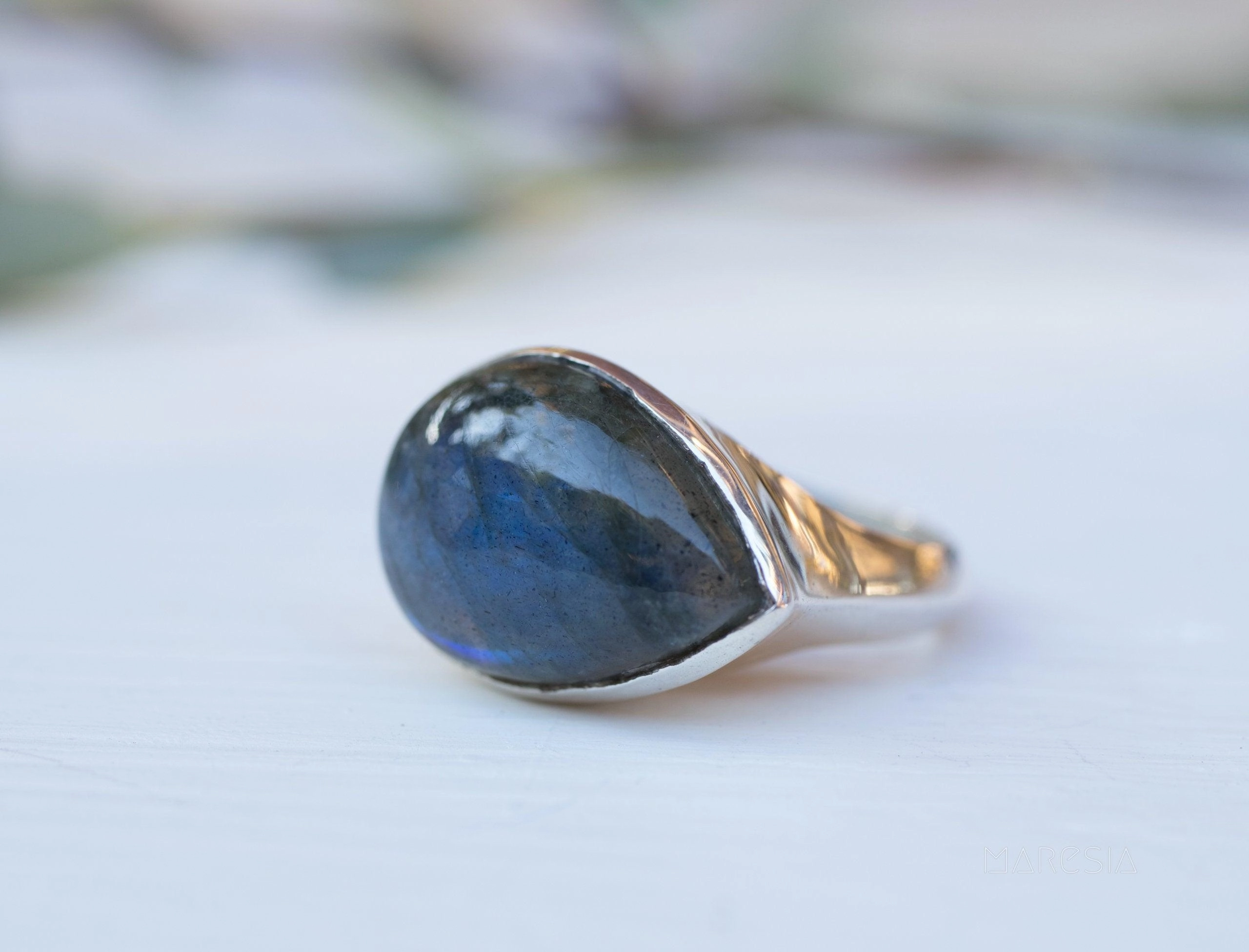 Rainbow Labradorite Ring ~ Sterling Silver 925 ~MR274