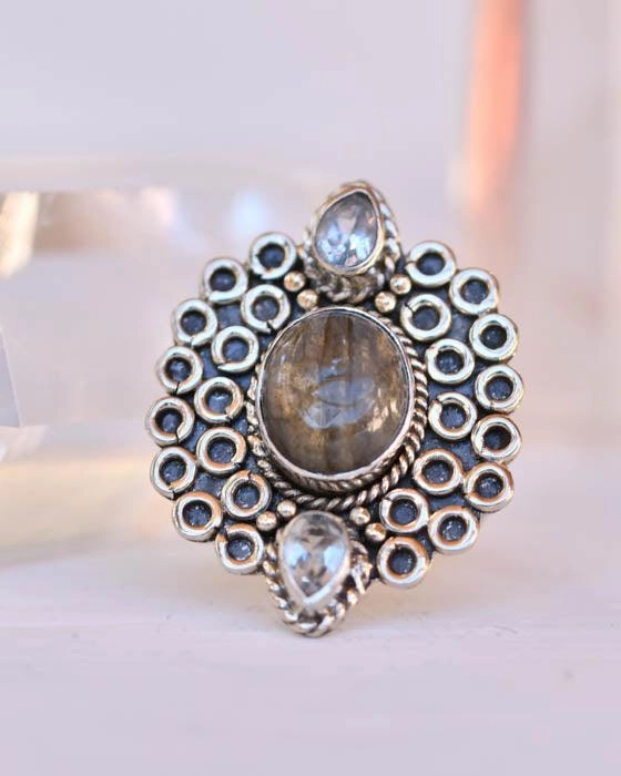 Rainbow Labradorite Ring ~Sterling Silver 925 ~ MR070