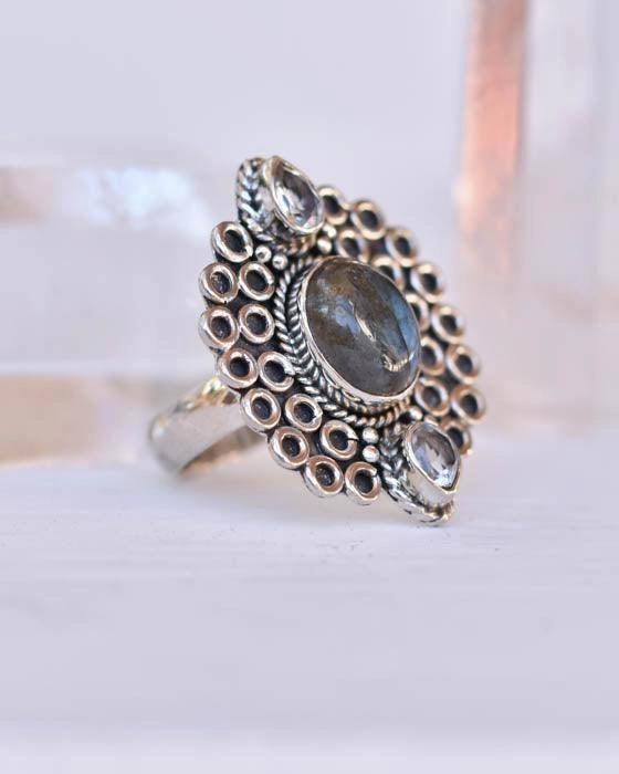 Rainbow Labradorite Ring ~Sterling Silver 925 ~ MR070