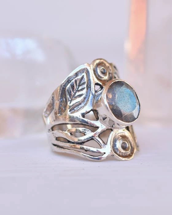 Rainbow Labradorite Ring ~Sterling Silver 925 ~MR047