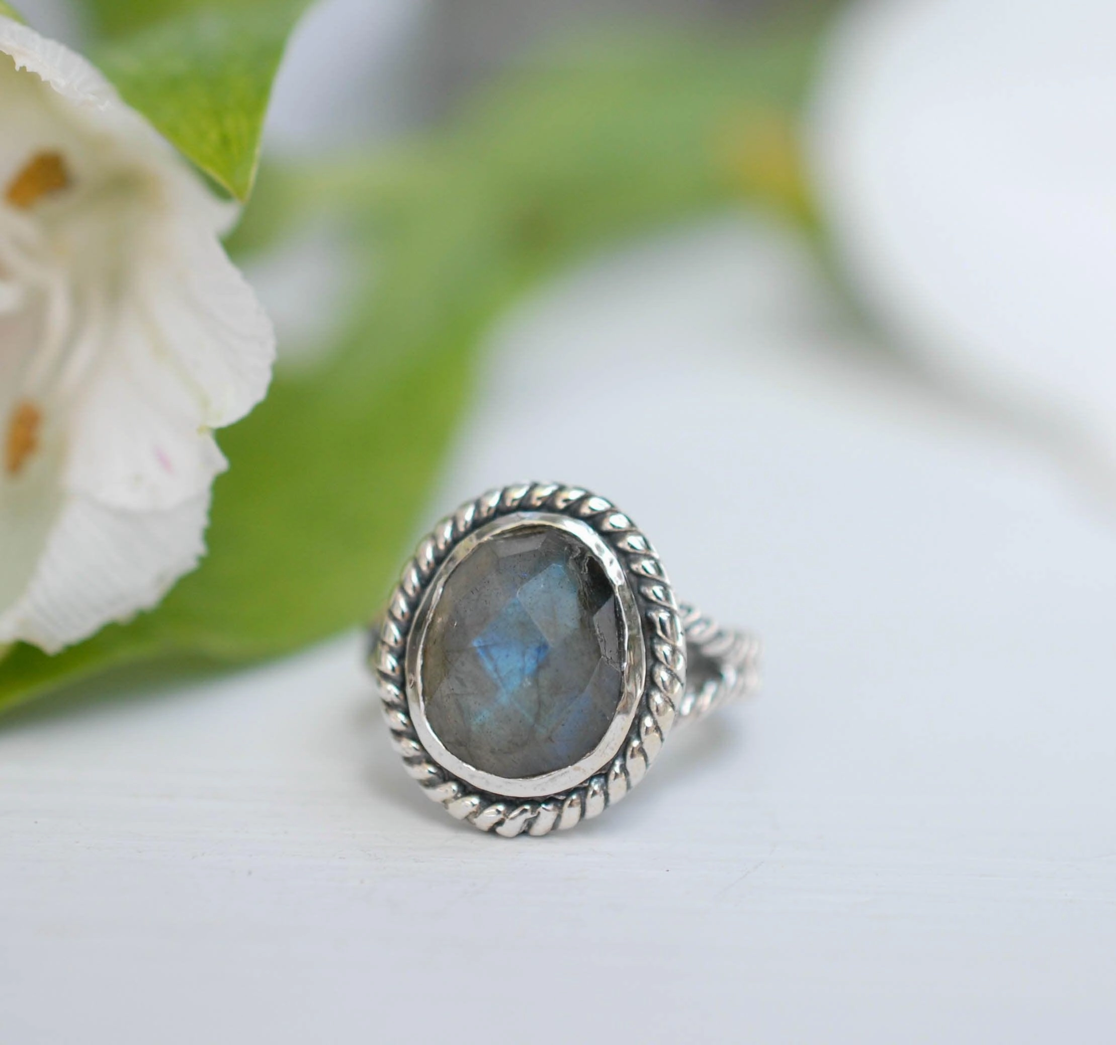 Rainbow Labradorite Round Ring ~ Sterling Silver 925 ~ MR132