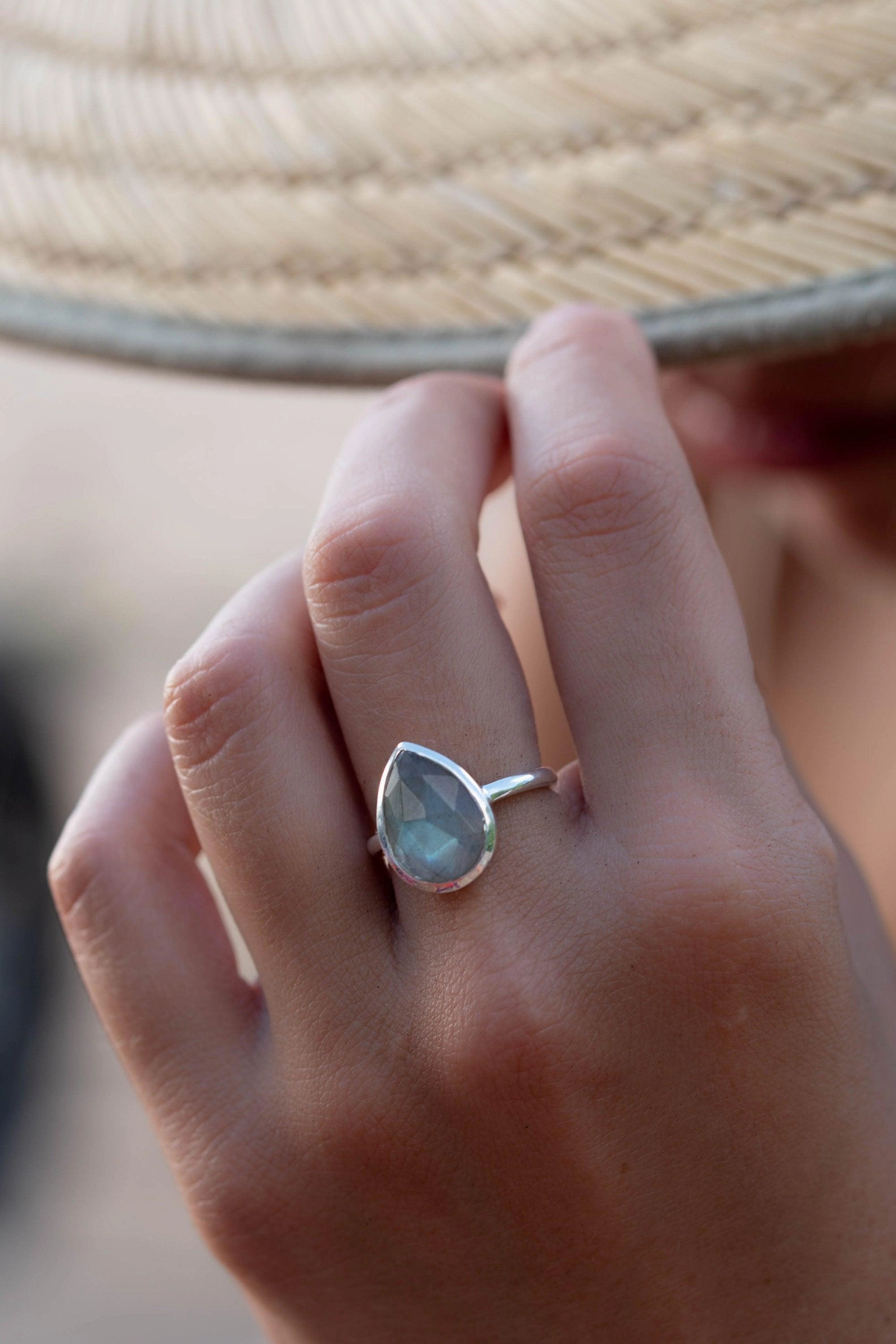 Rainbow Labradorite Tear Drop Ring ~ Sterling Silver 925 ~ MR225