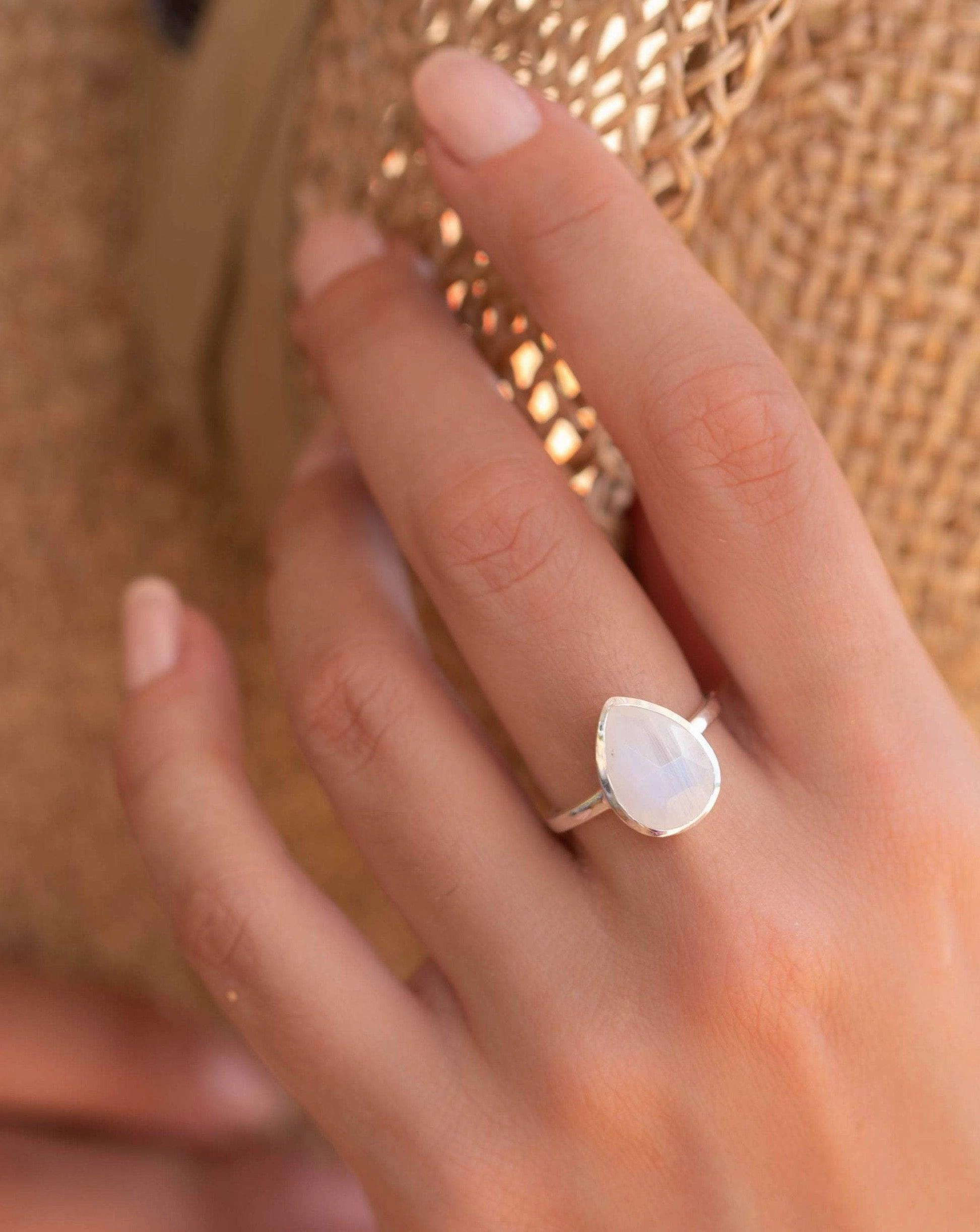 Rainbow Moonstone Tear Drop Ring ~ Sterling Silver 925 ~ MR223