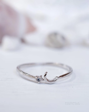 Ring~ Sterling Silver 925~ SMR094