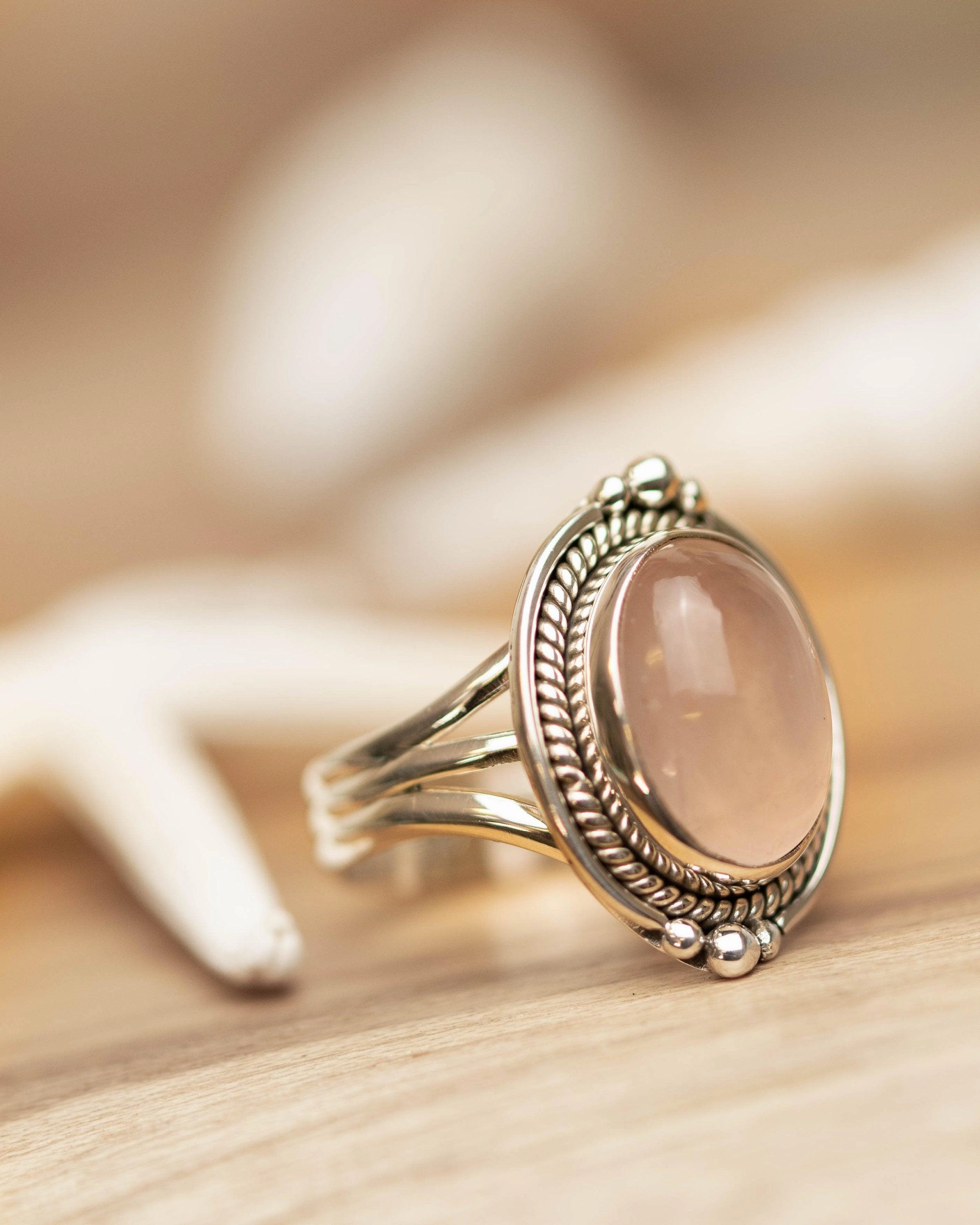 Rose Quartz Oval Ring ~ Sterling Silver 925 ~ MR264