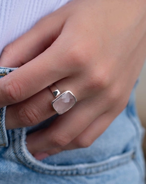 Rose Quartz Ring ~ Sterling Silver 925 ~MR222