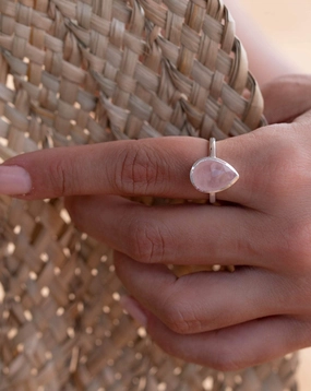 Rose Quartz Tear Drop Ring ~ Sterling Silver 925 ~ MR226