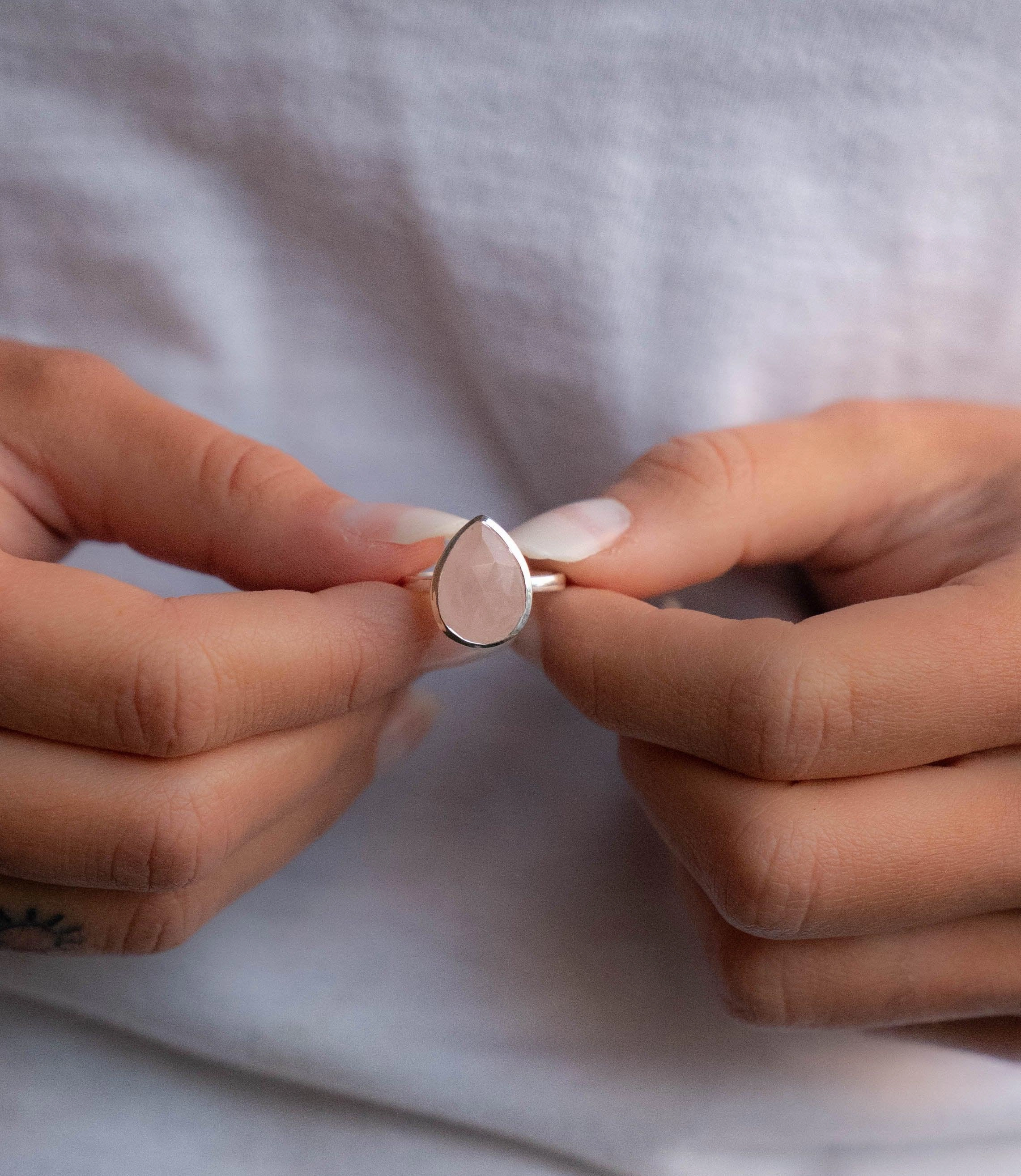 Rose Quartz Tear Drop Ring ~ Sterling Silver 925 ~ MR226