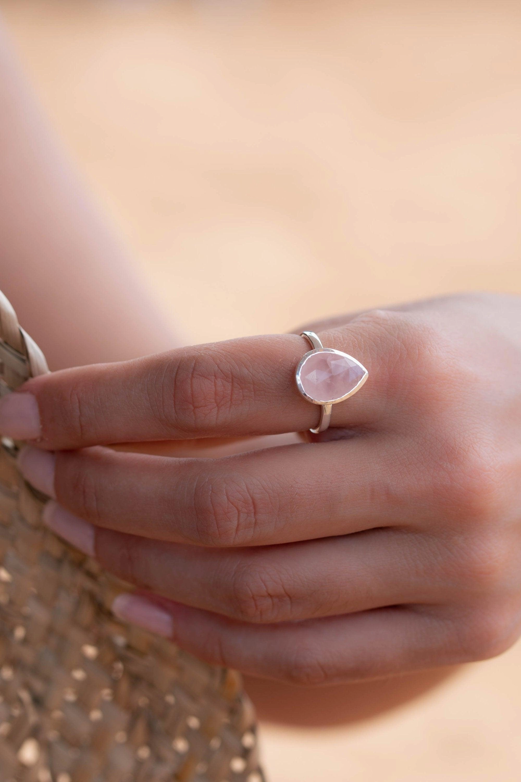Rose Quartz Tear Drop Ring ~ Sterling Silver 925 ~ MR226