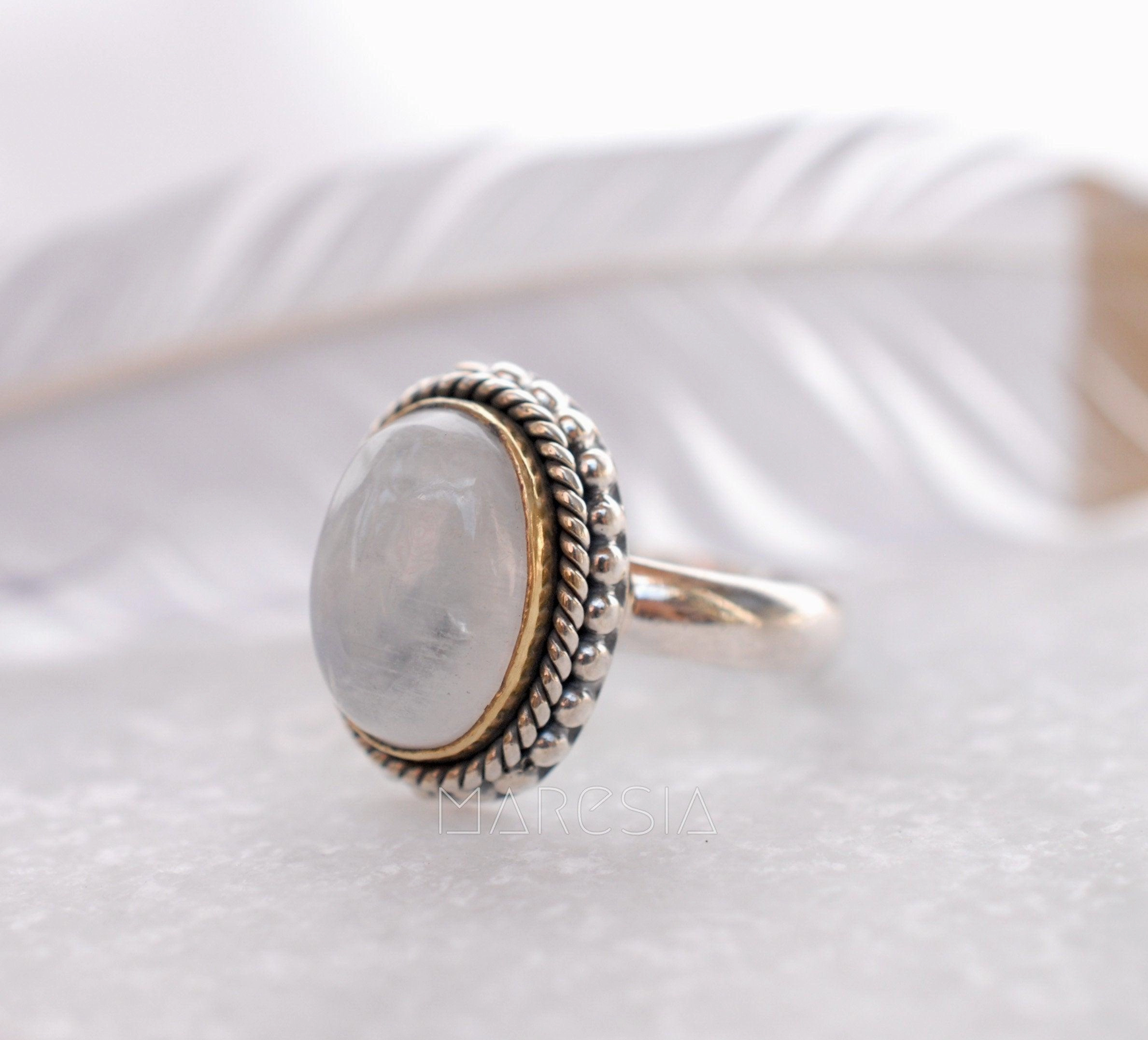 Round Moonstone Ring ~ Sterling Silver 925 Gold Vermeil ~MR026