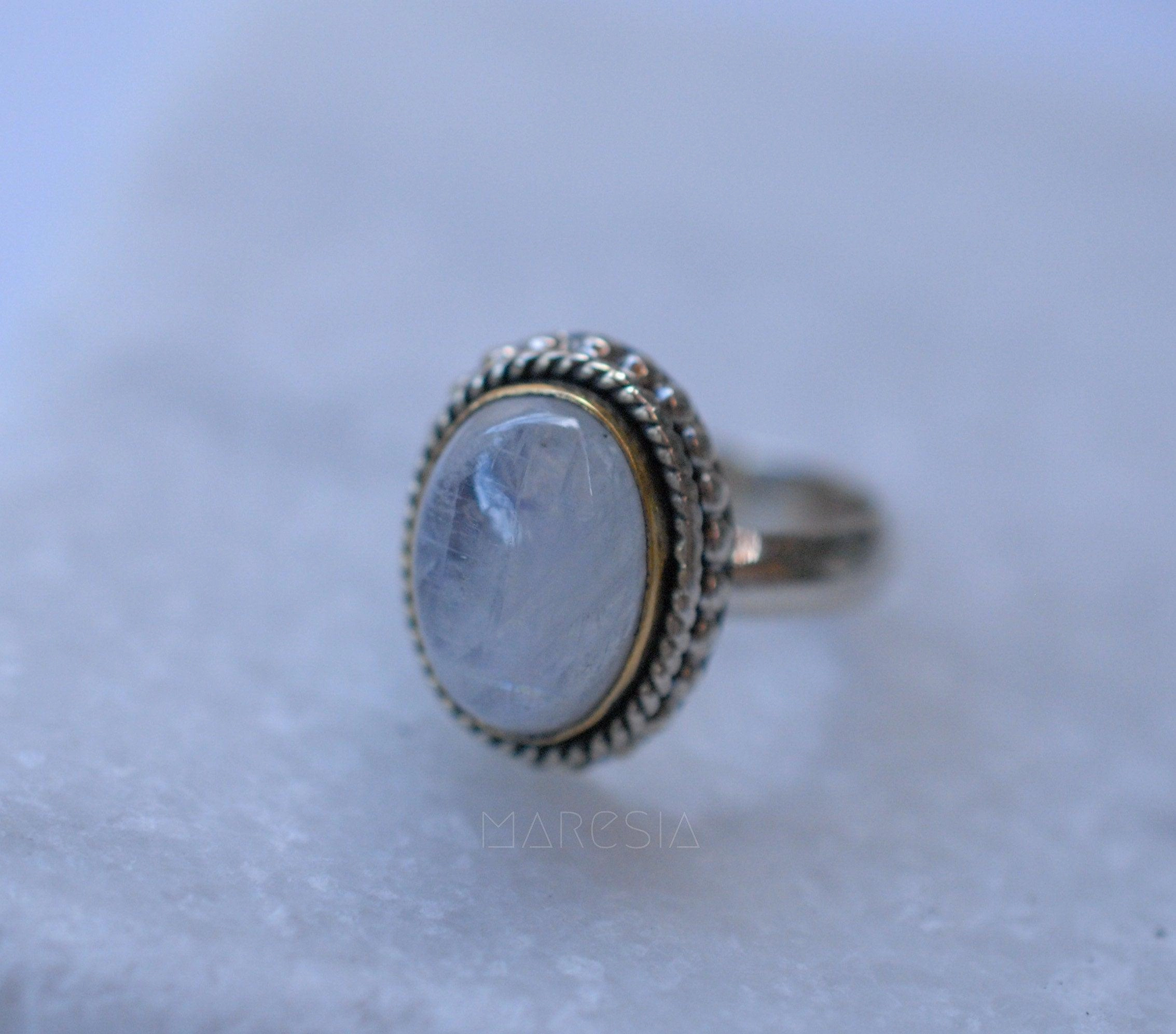 Round Moonstone Ring ~ Sterling Silver 925 Gold Vermeil ~MR026