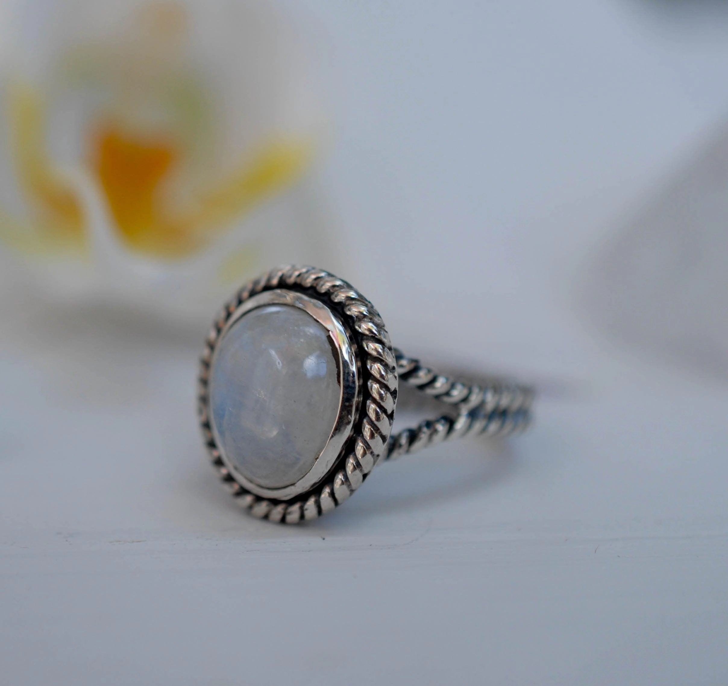Round Moonstone Ring ~ Sterling Silver 925 ~MR030