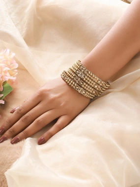 Set Of 4 Gold-Plated Pearl & White Kundan Studded Bangles