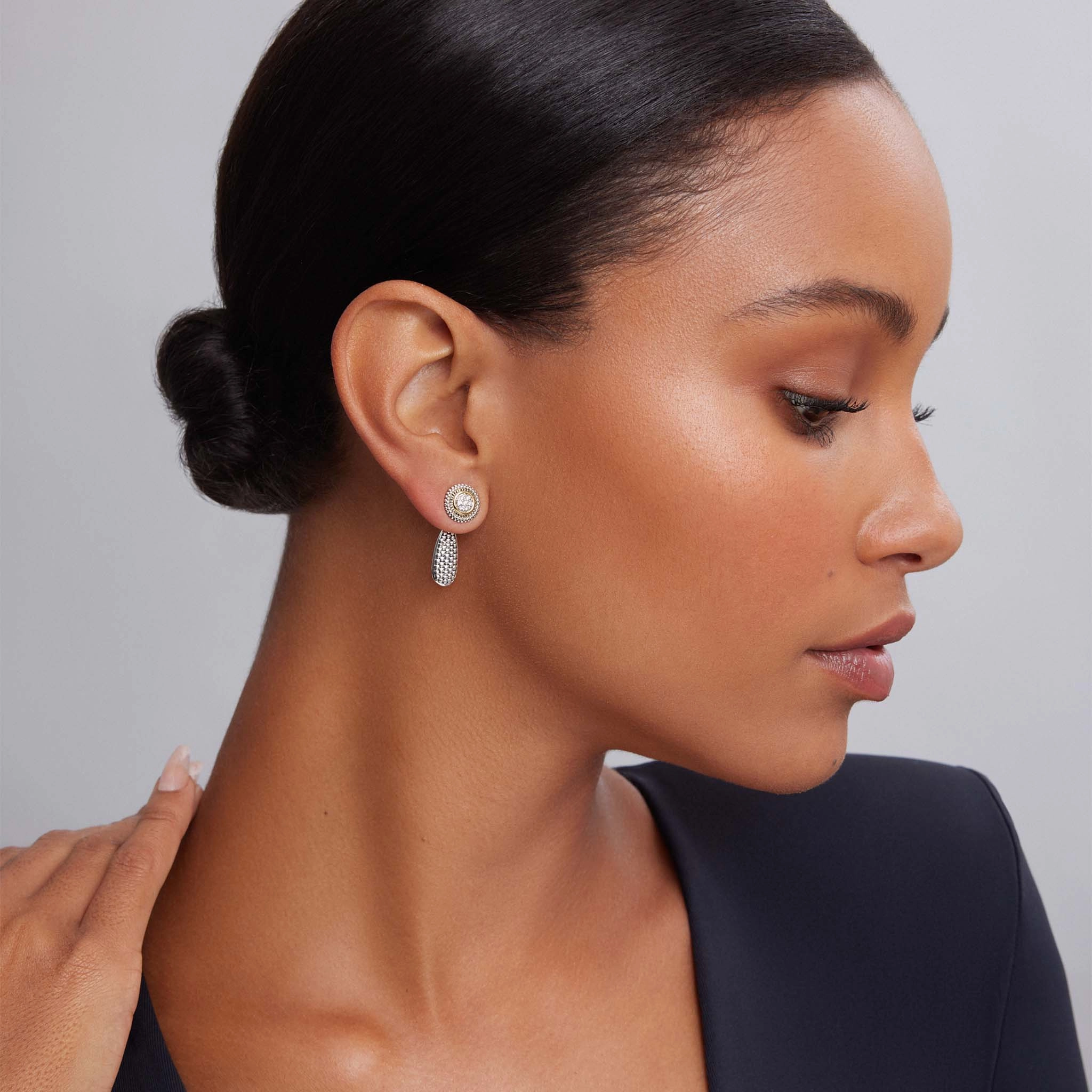Signature Caviar Beaded Diamond Stud Earrings