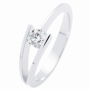 Solitaire en or blanc diamant certifi?? GIA