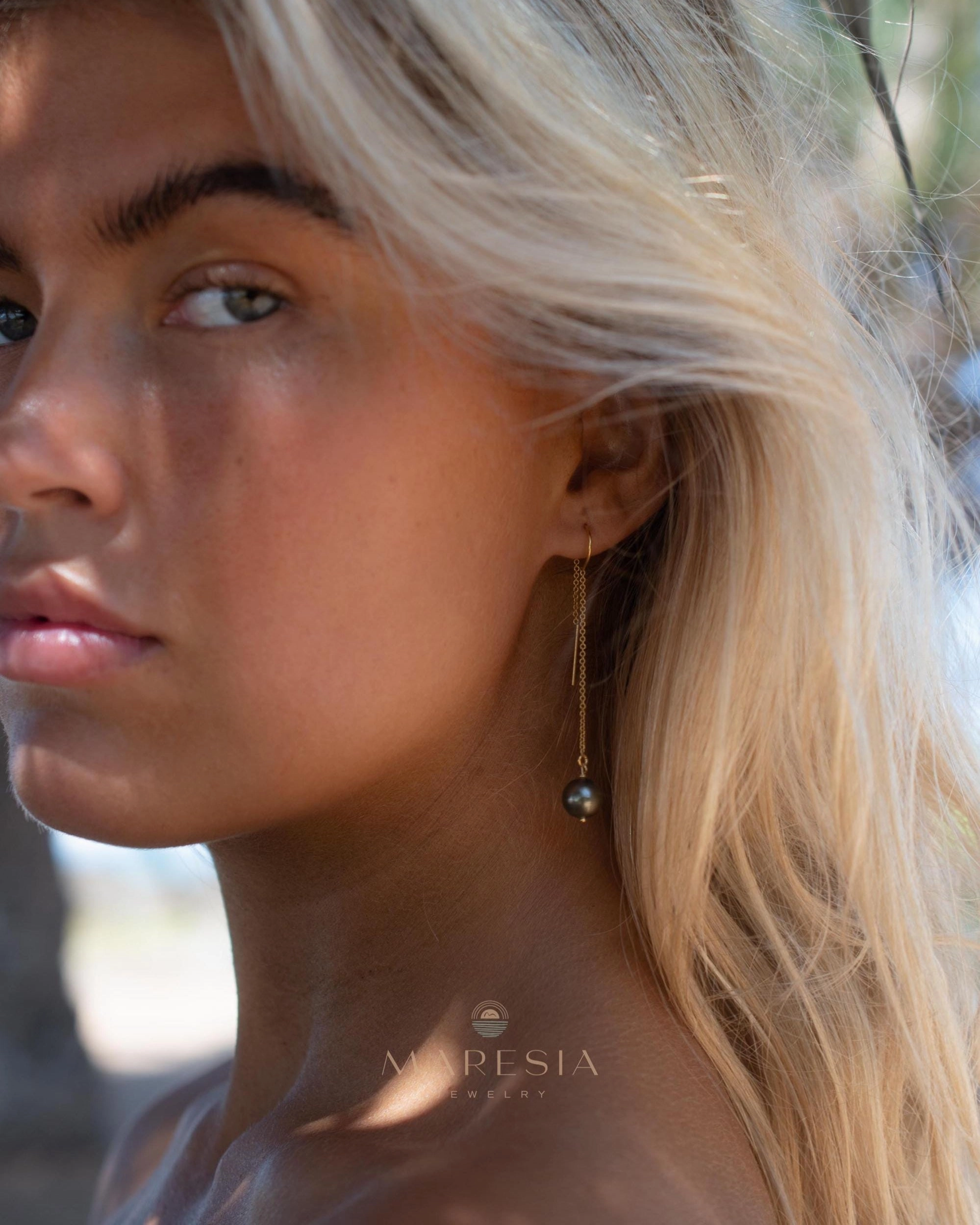 Tahitian Pearl Earrings ~ 14k Gold Filled ~ ME011