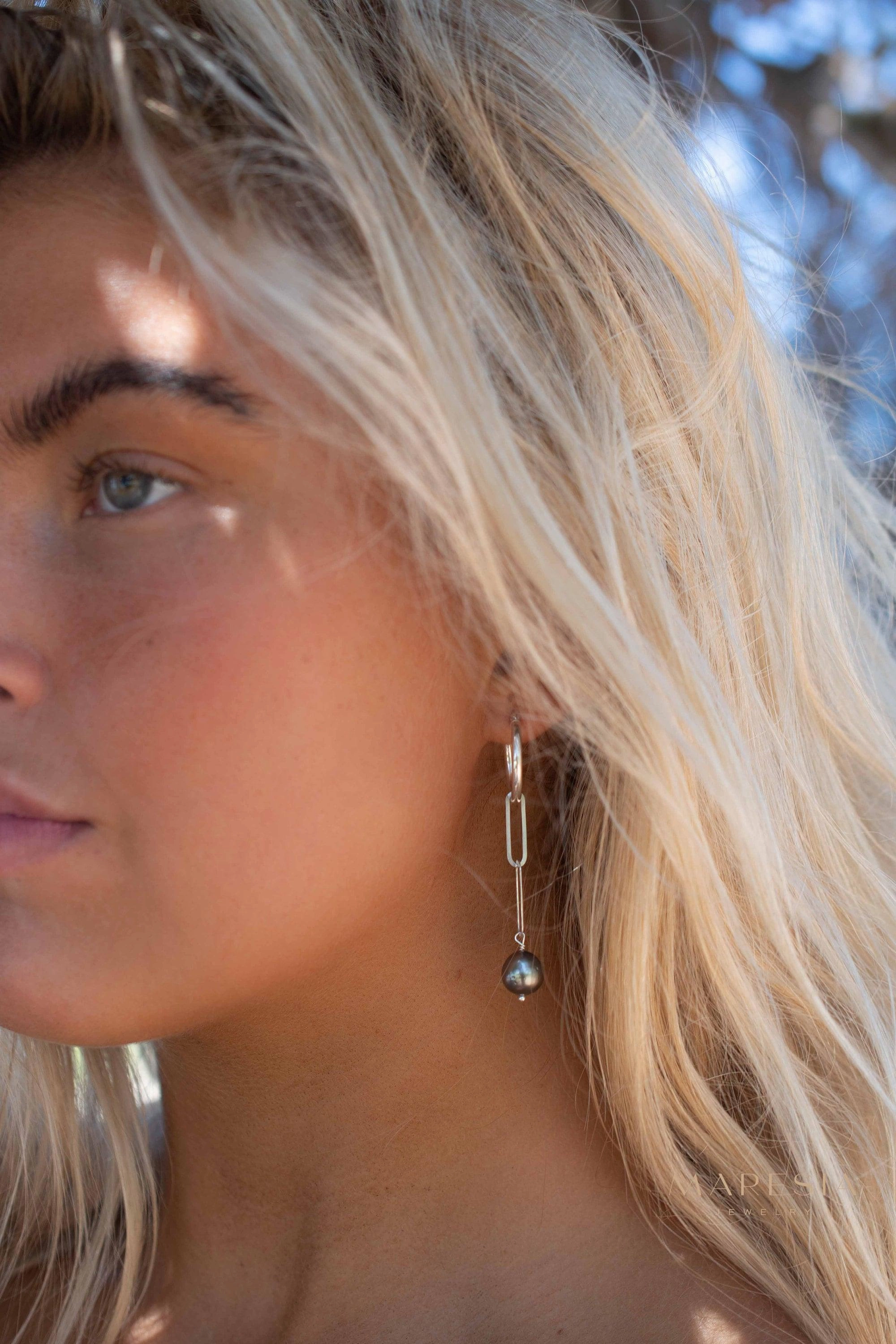 Tahitian Pearl Earrings ~ 14k Gold Filled, Rose Gold Filled or Sterling Silver 925 ~ ME220