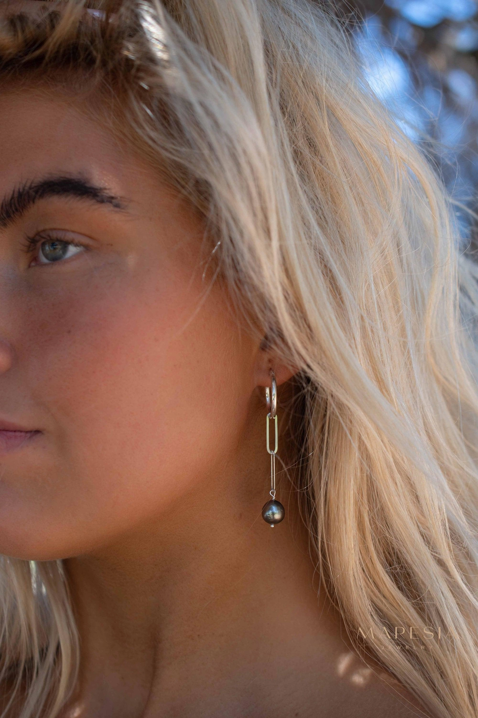 Tahitian Pearl Earrings ~ 14k Gold Filled, Rose Gold Filled or Sterling Silver 925 ~ ME220
