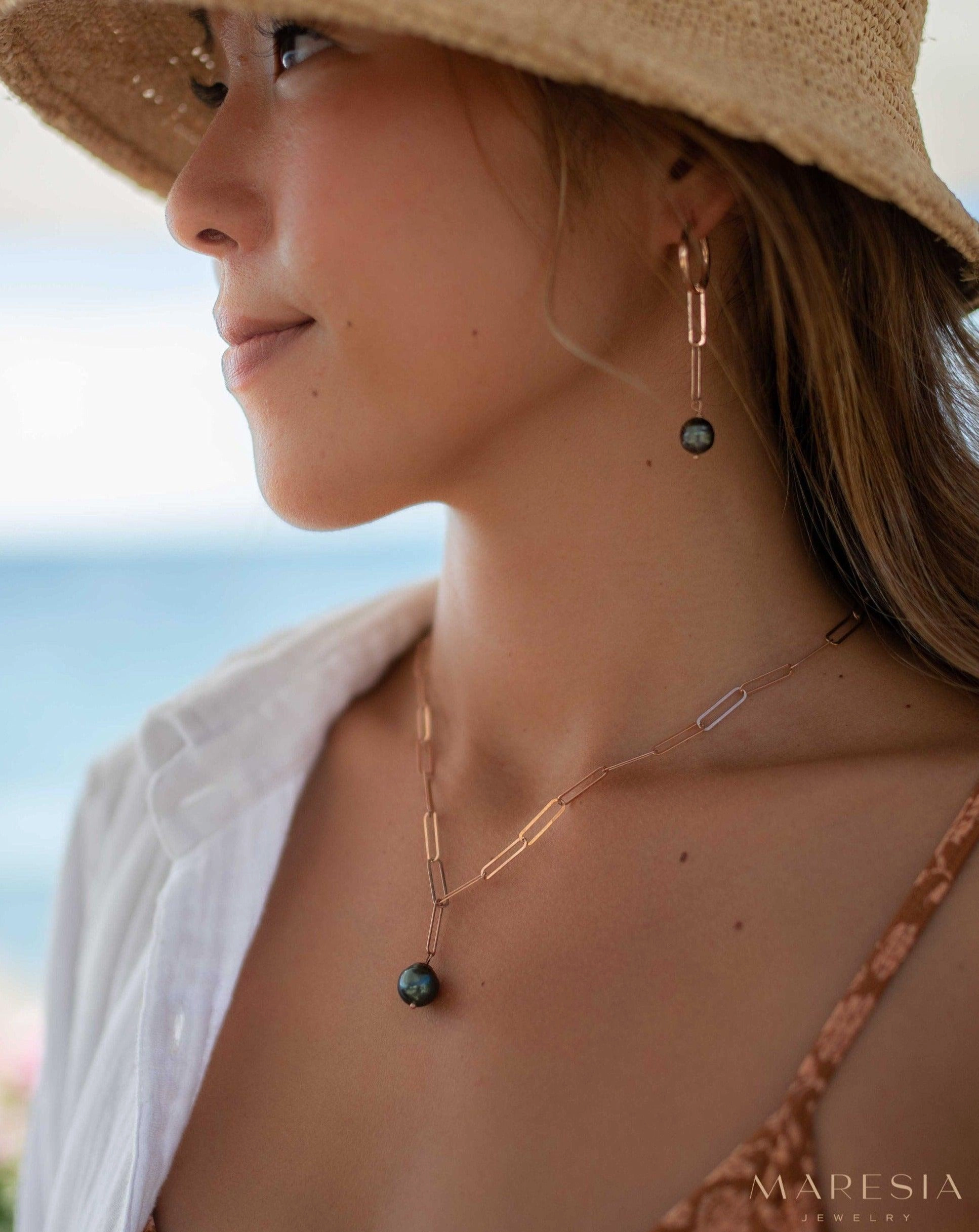 Tahitian Pearls necklace ~ Gold Vermeil, Rose gold Vermeil or Sterling Silver ~ MN155