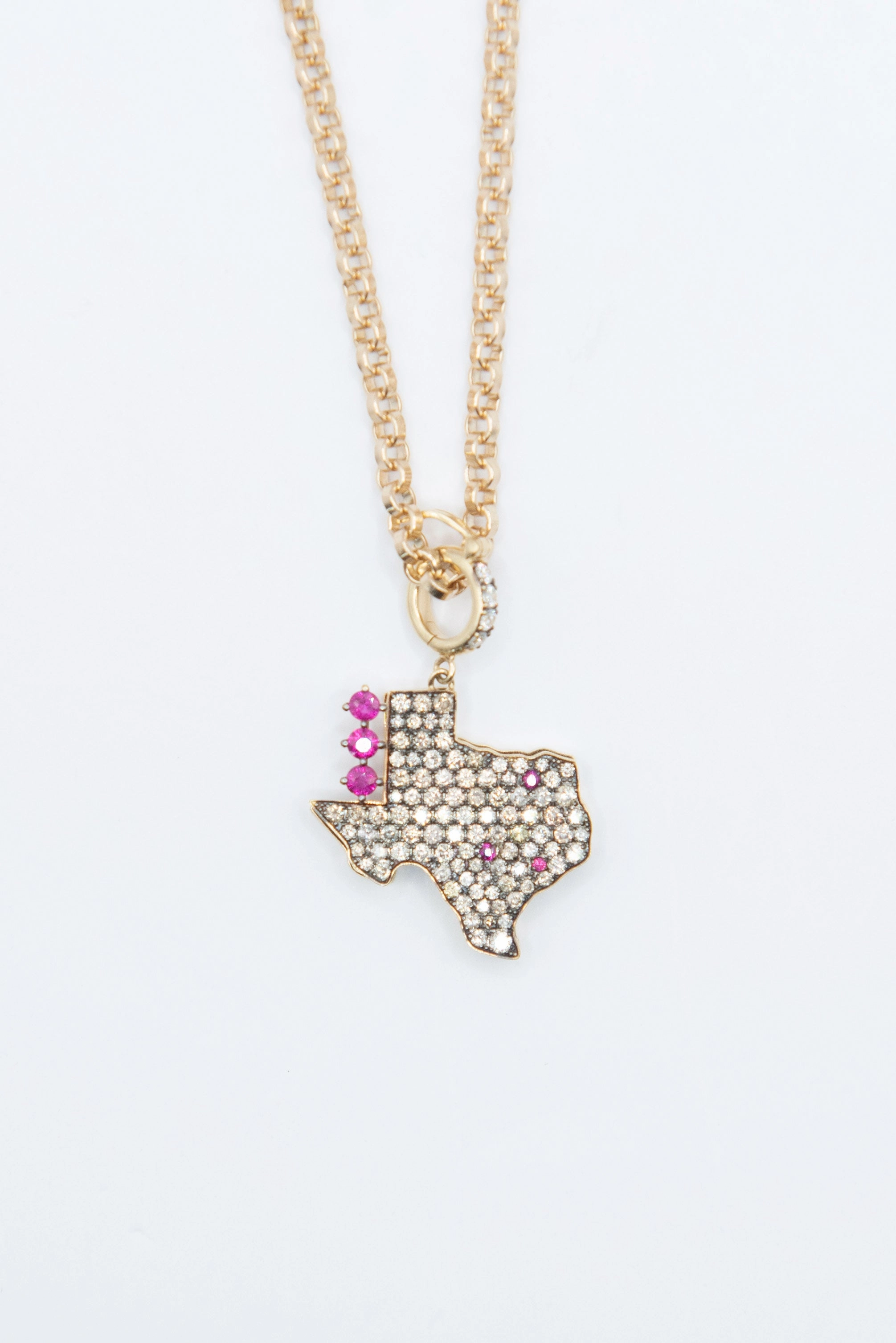 Texas Pendant EXCLUSIVE to Kick Pleat