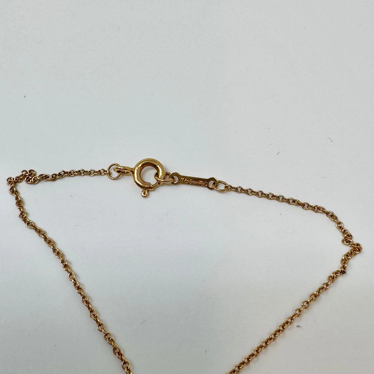 Tiffany & Co. 18K Gold Diamond Paloma Picasso Graffiti "Kiss" Pendant Necklace