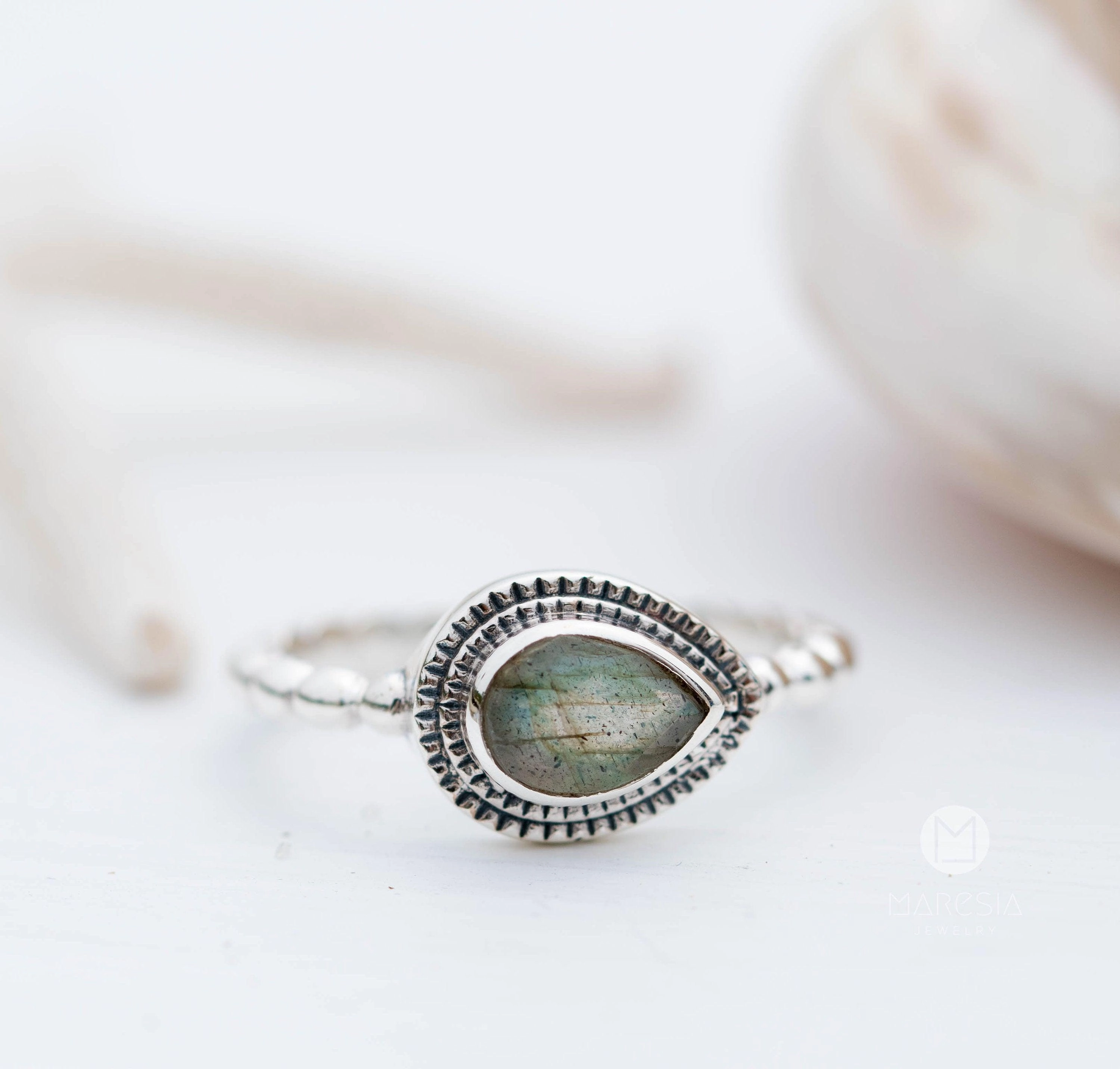 Tulum Rainbow Labradorite Ring ~ Sterling Silver 925 ~ MR257