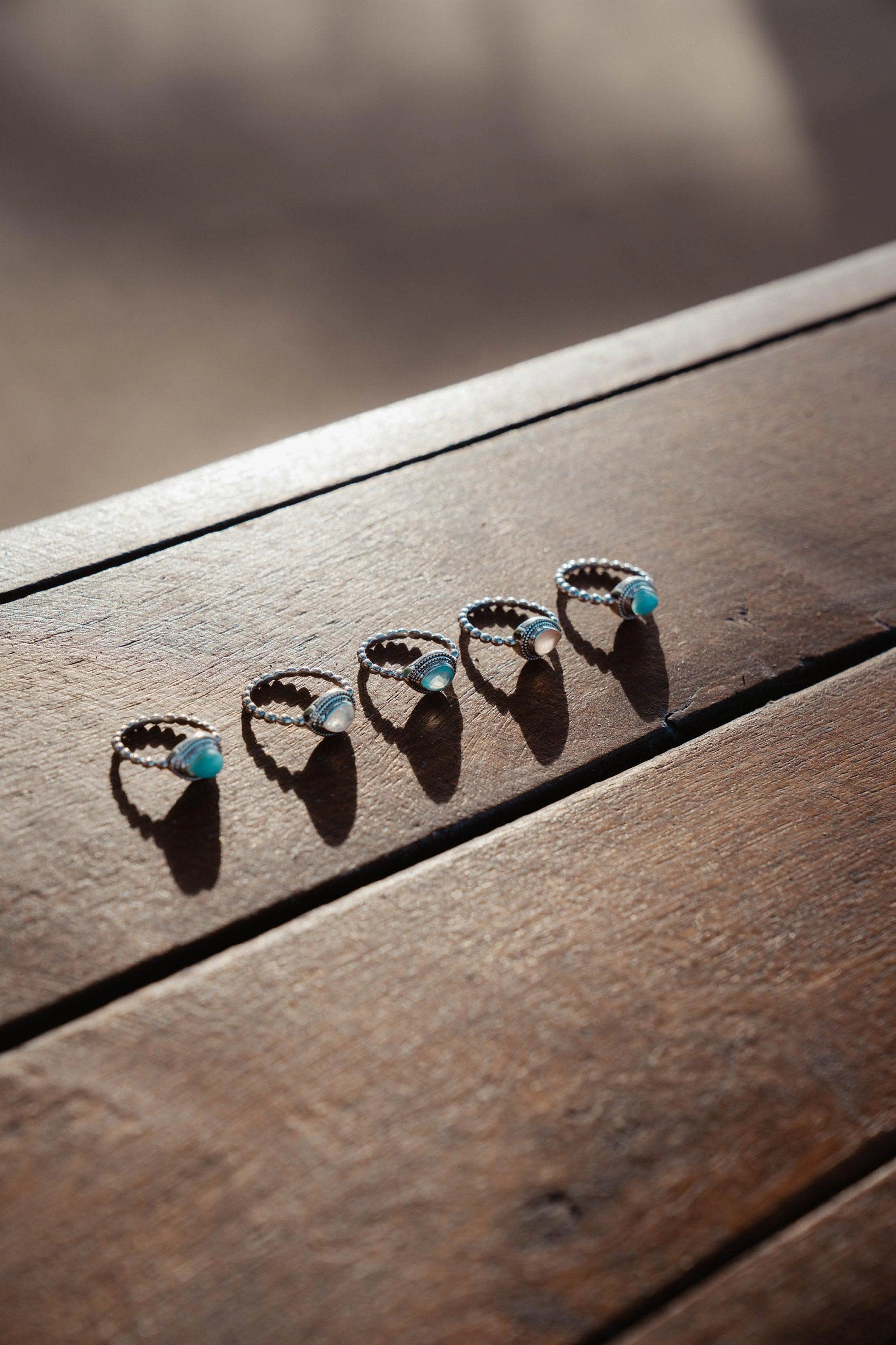 Tulum Rainbow Labradorite Ring ~ Sterling Silver 925 ~ MR257