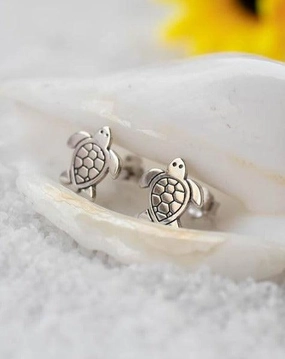 Turtle Stud Earrings ~ Sterling Silver 925 ~ SME072