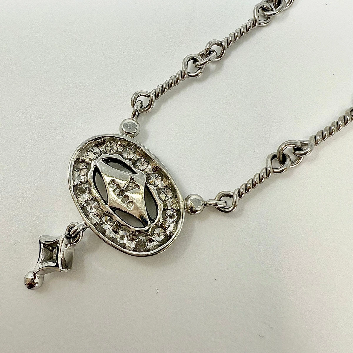Varna 18K White Gold Diamond Pendant Necklace