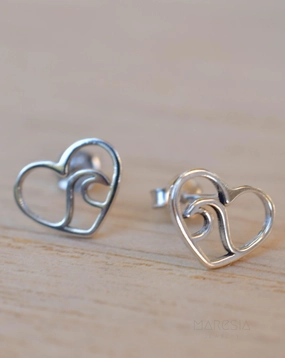 Wave heart Stud Earrings ~ Sterling silver 925 ~ SME077